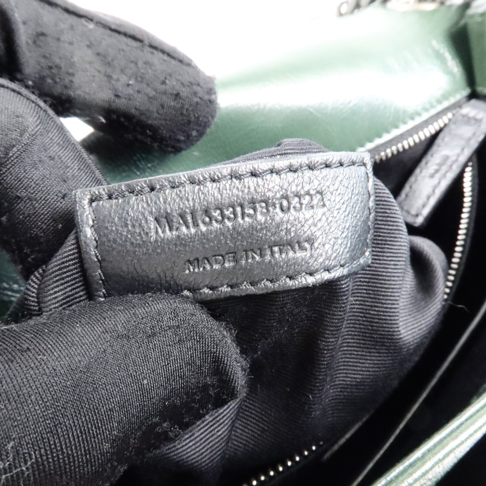 SAINT LAURENT 牛皮皮革Niki Medium鏈帶肩背袋