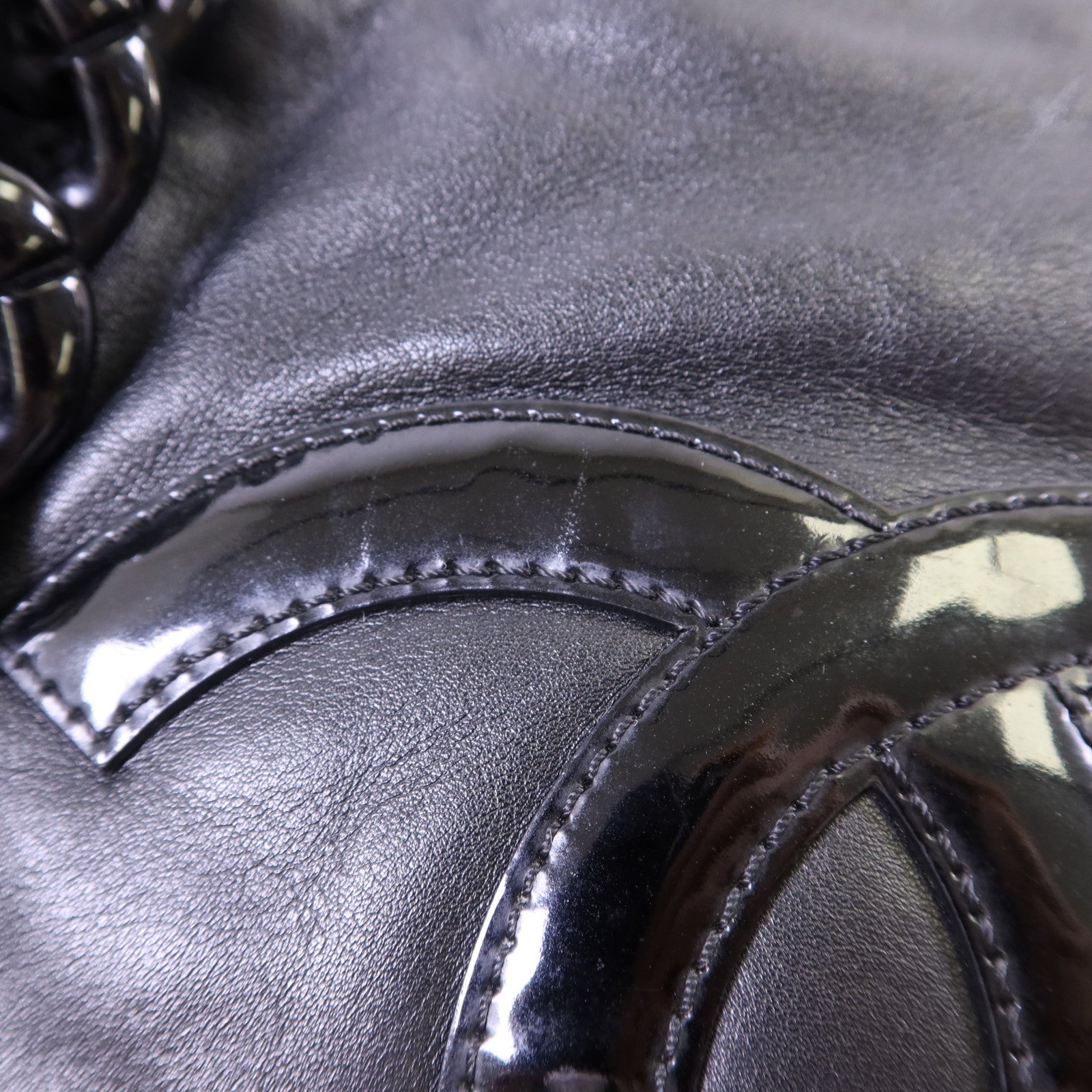 CHANEL 牛皮皮革Modern Chain Rhodoid East West Tote銀扣手挽袋