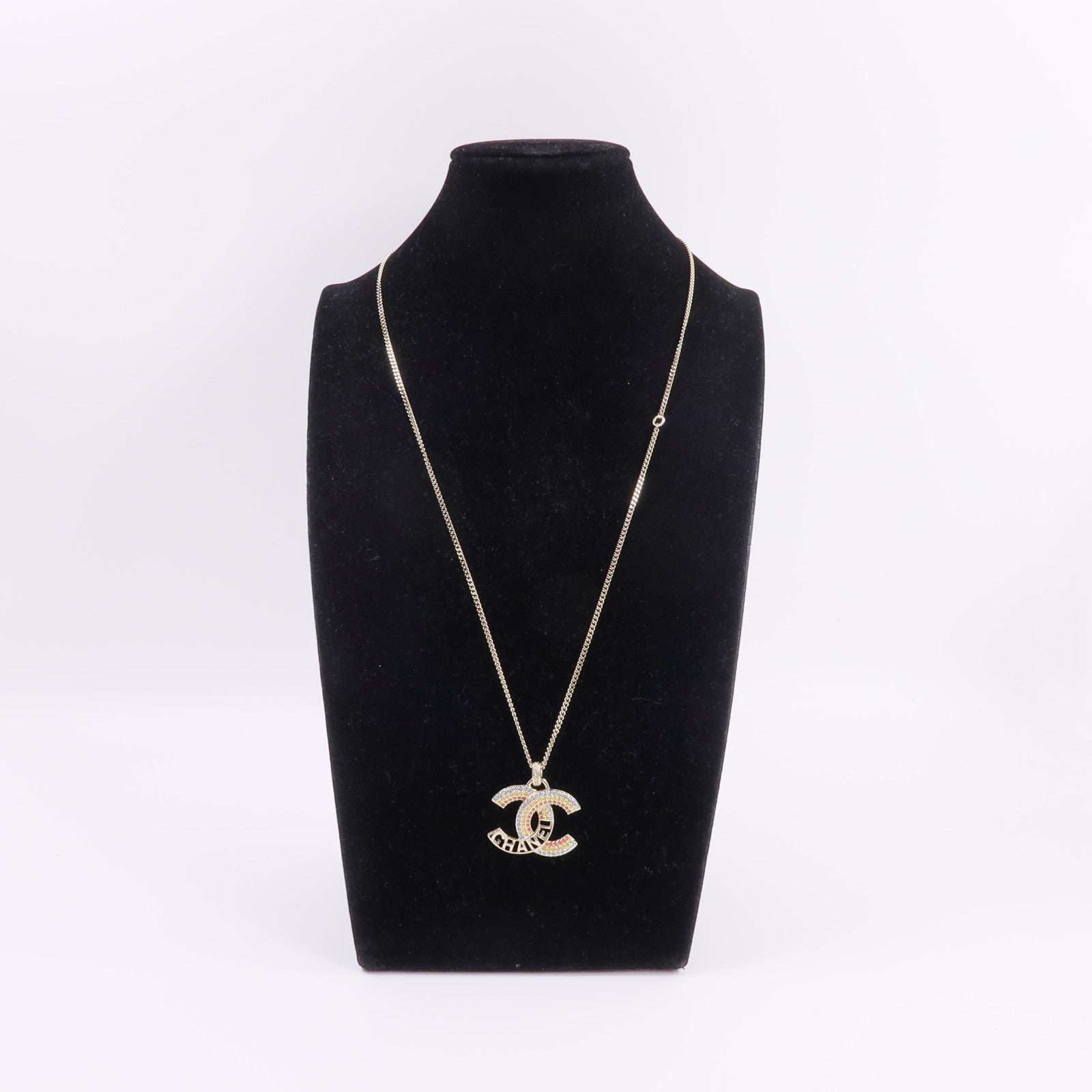 CHANEL 金屬Crystal Cut-Out CC Logo Necklace項鍊