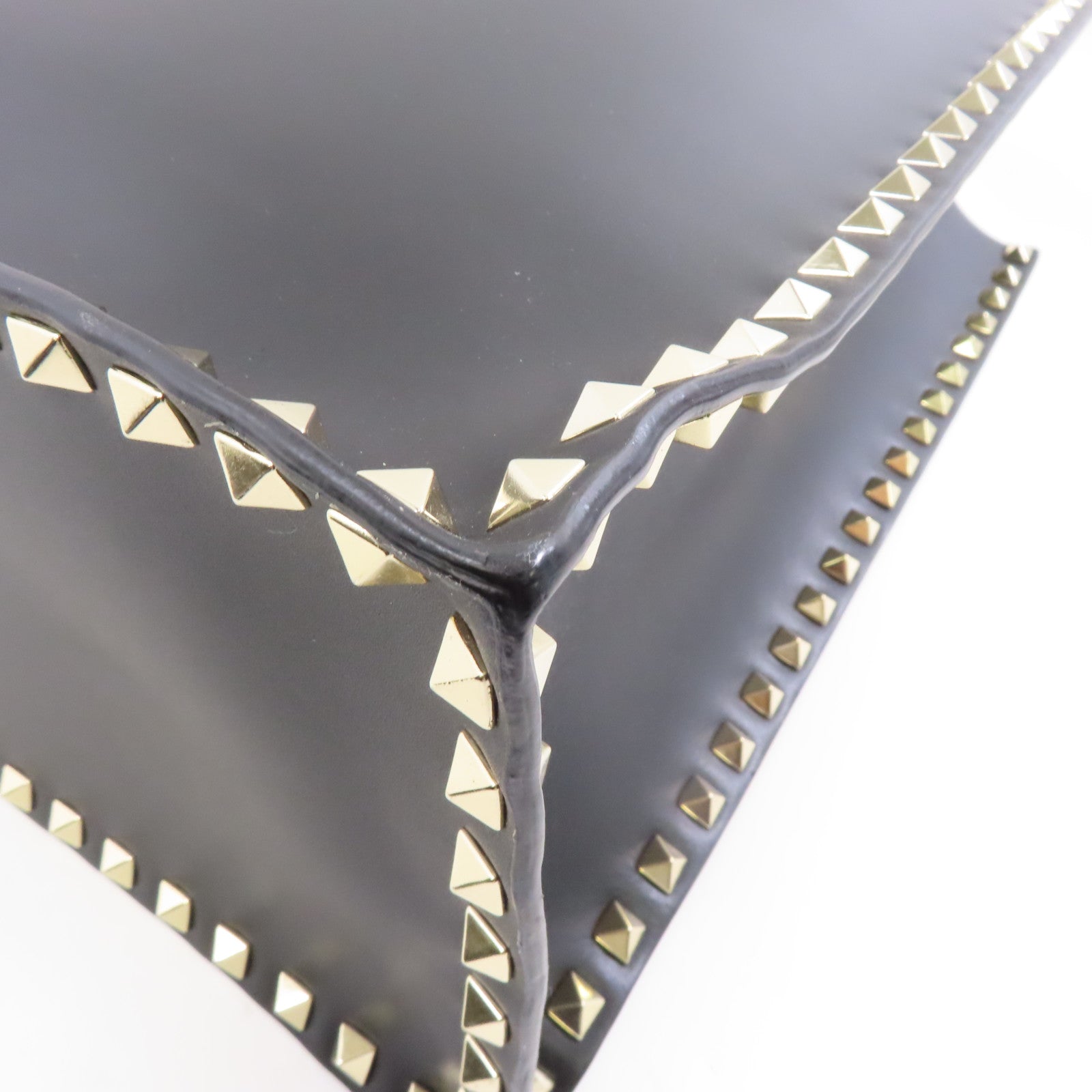 Valentino 牛皮皮革Tote Bag金扣手挽袋黑色
