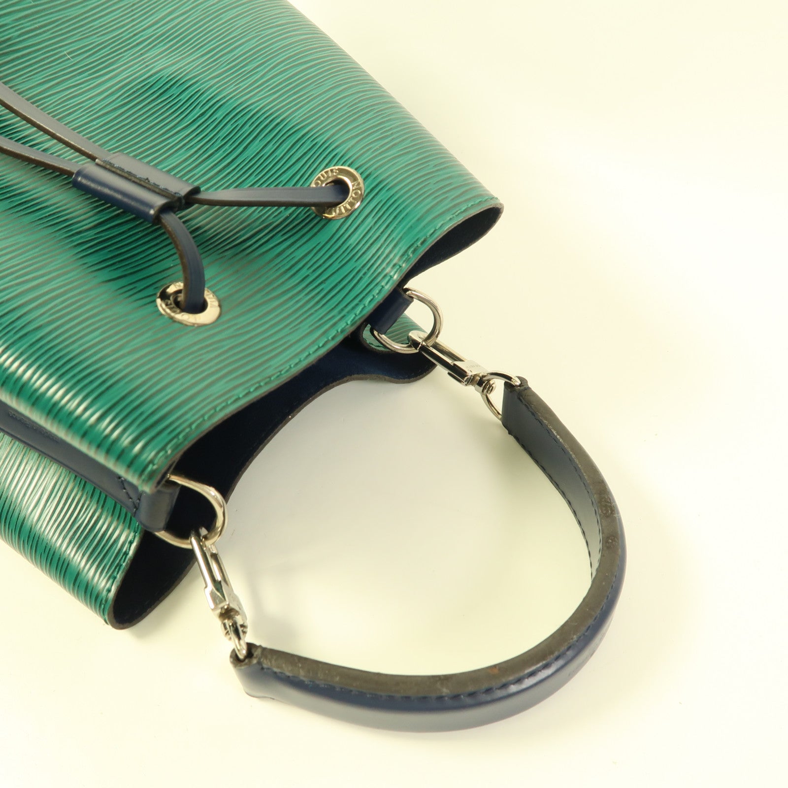 LOUIS VUITTON Epi Neo Noe BB銀扣手挽肩背兩用袋