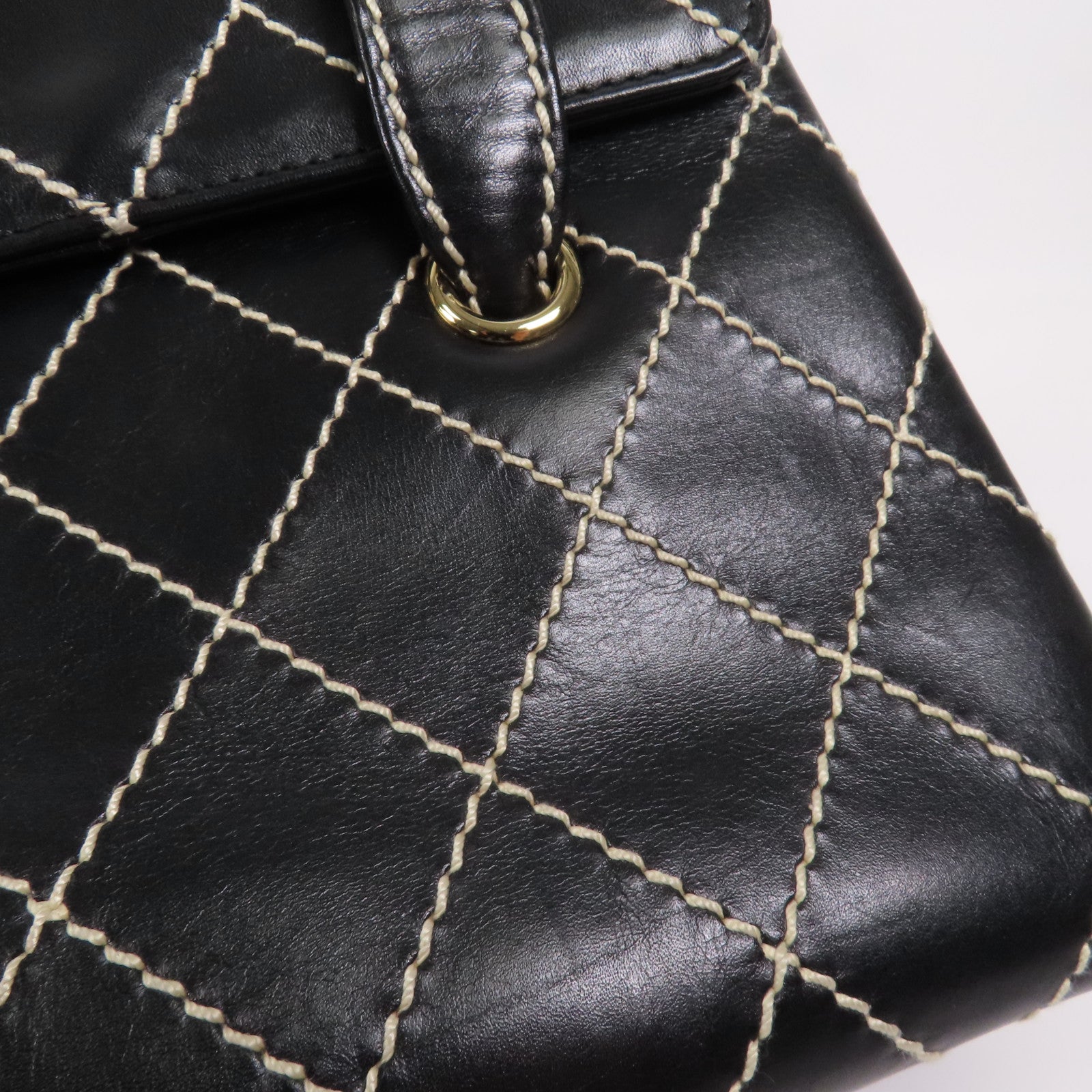 CHANEL 牛皮皮革Shoulder Bag金扣肩背袋