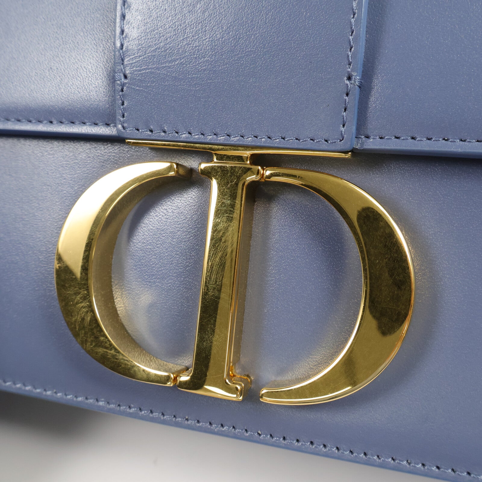 Dior 牛皮皮革Montaigne 30肩背袋