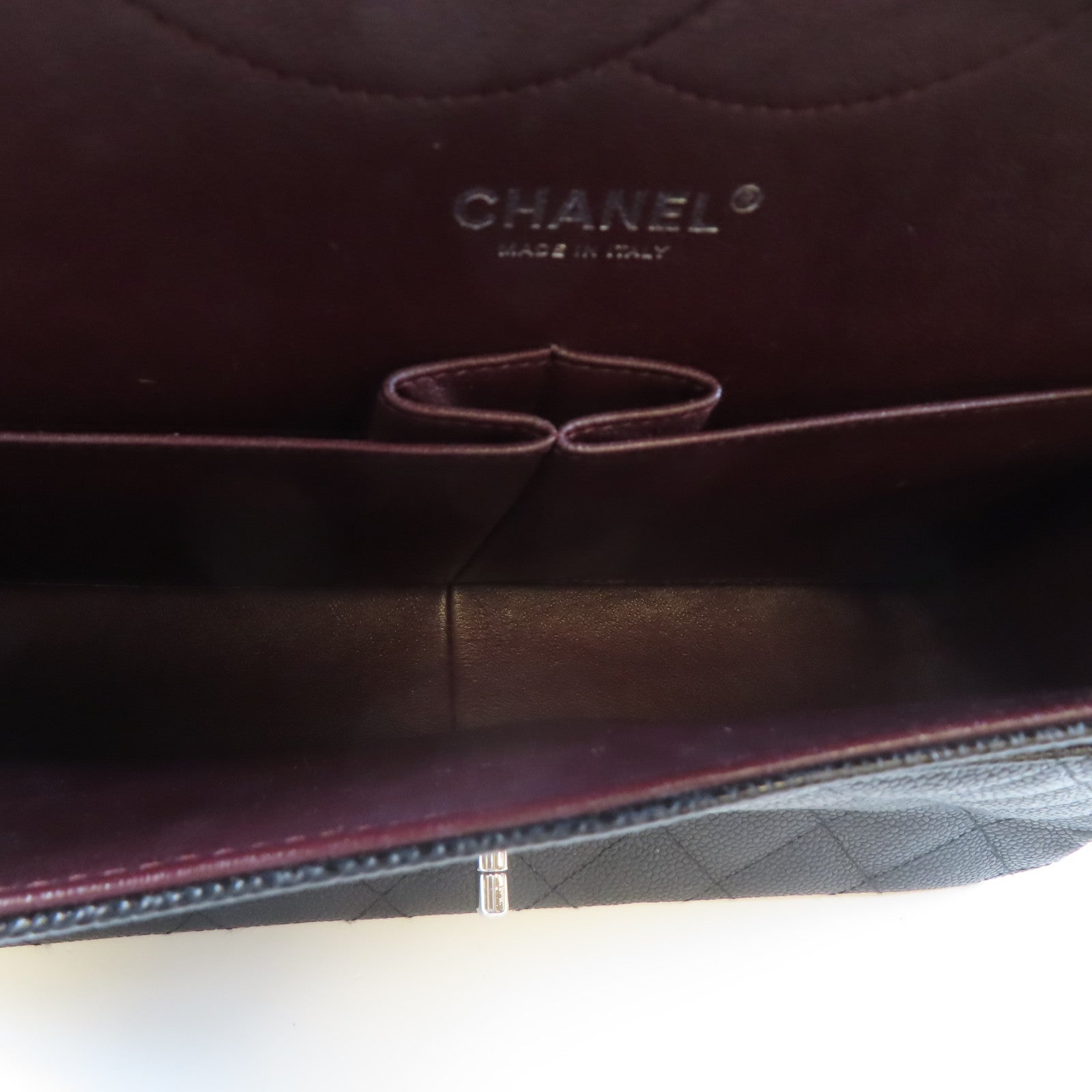 CHANEL **【激減優惠】菱格Caviar皮革Classic Jumbo銀扣鏈帶肩背袋黑色