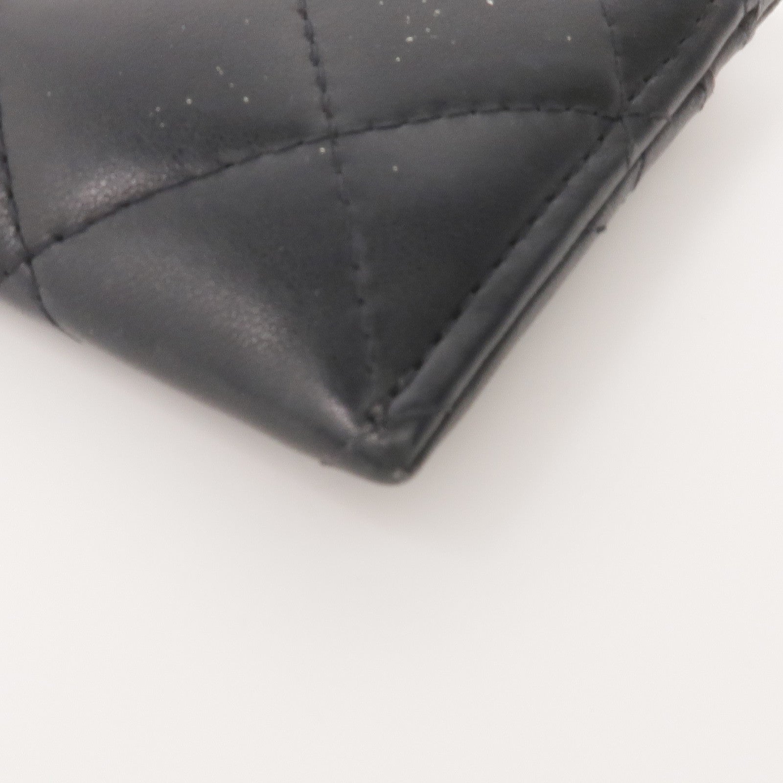 CHANEL 羊皮皮革Coco Love Card Case金扣卡片套