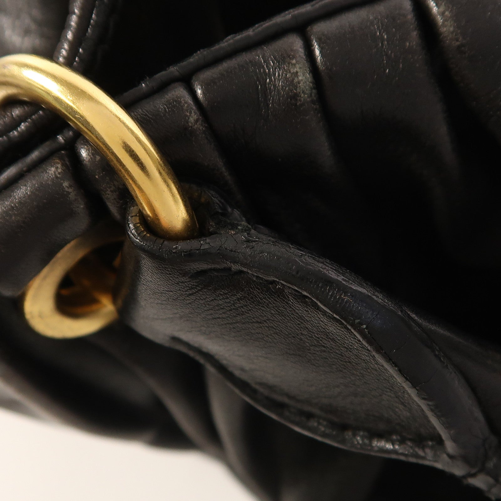 Miu Miu 皮革Hand Bag金扣手挽袋