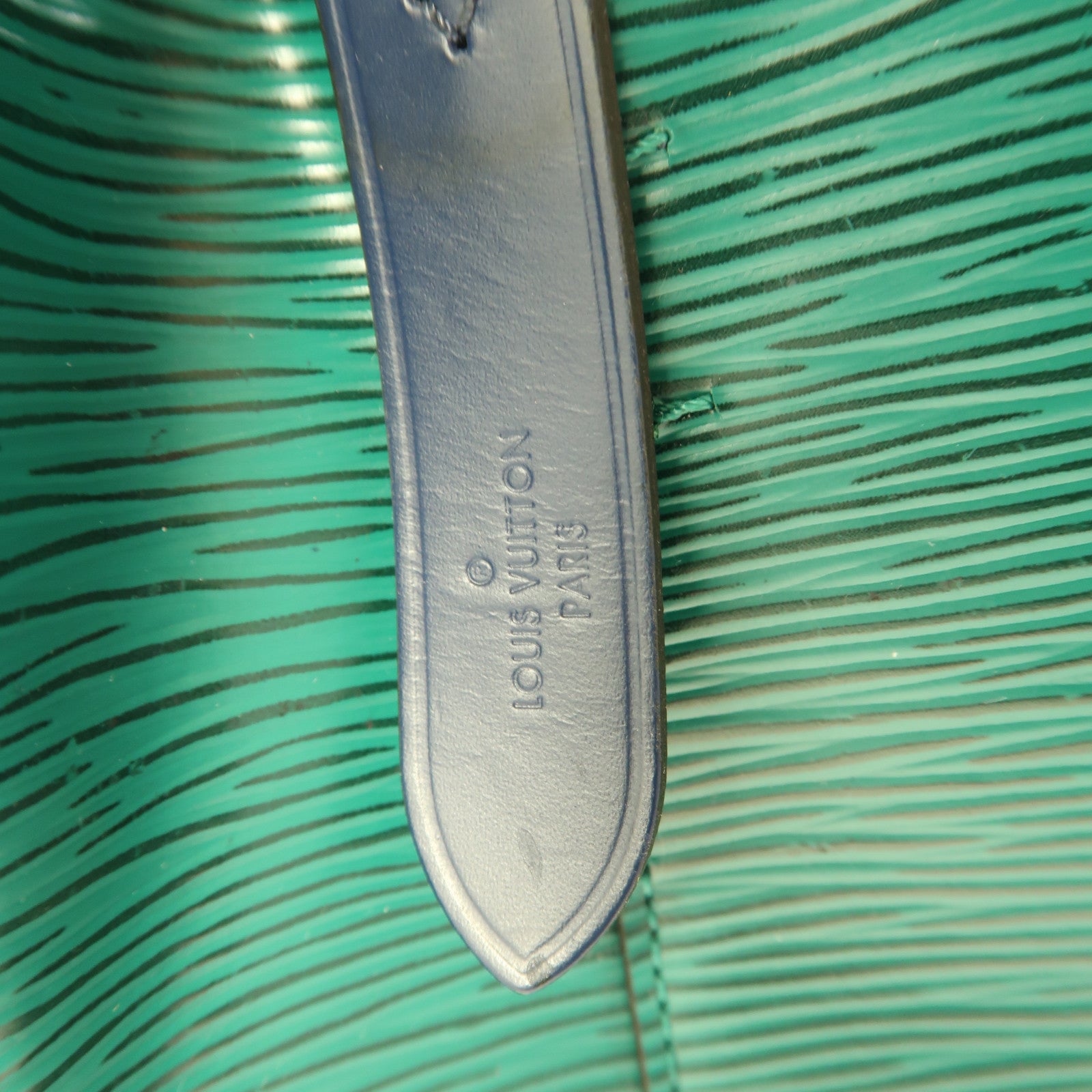 LOUIS VUITTON Epi Neo Noe BB銀扣手挽肩背兩用袋