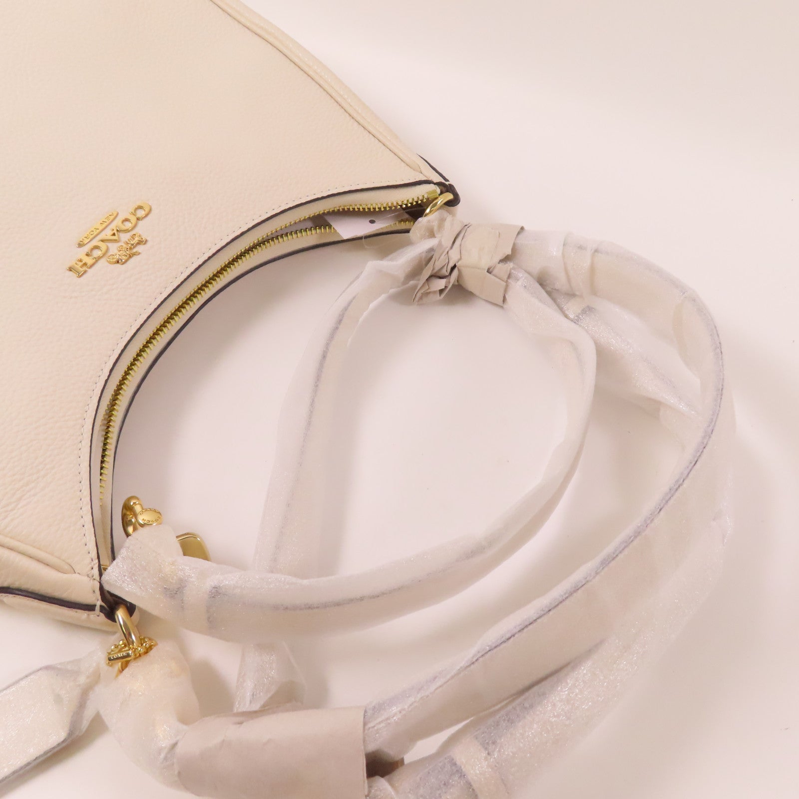 COACH GHW Shoulder Bag Calfskin Leather