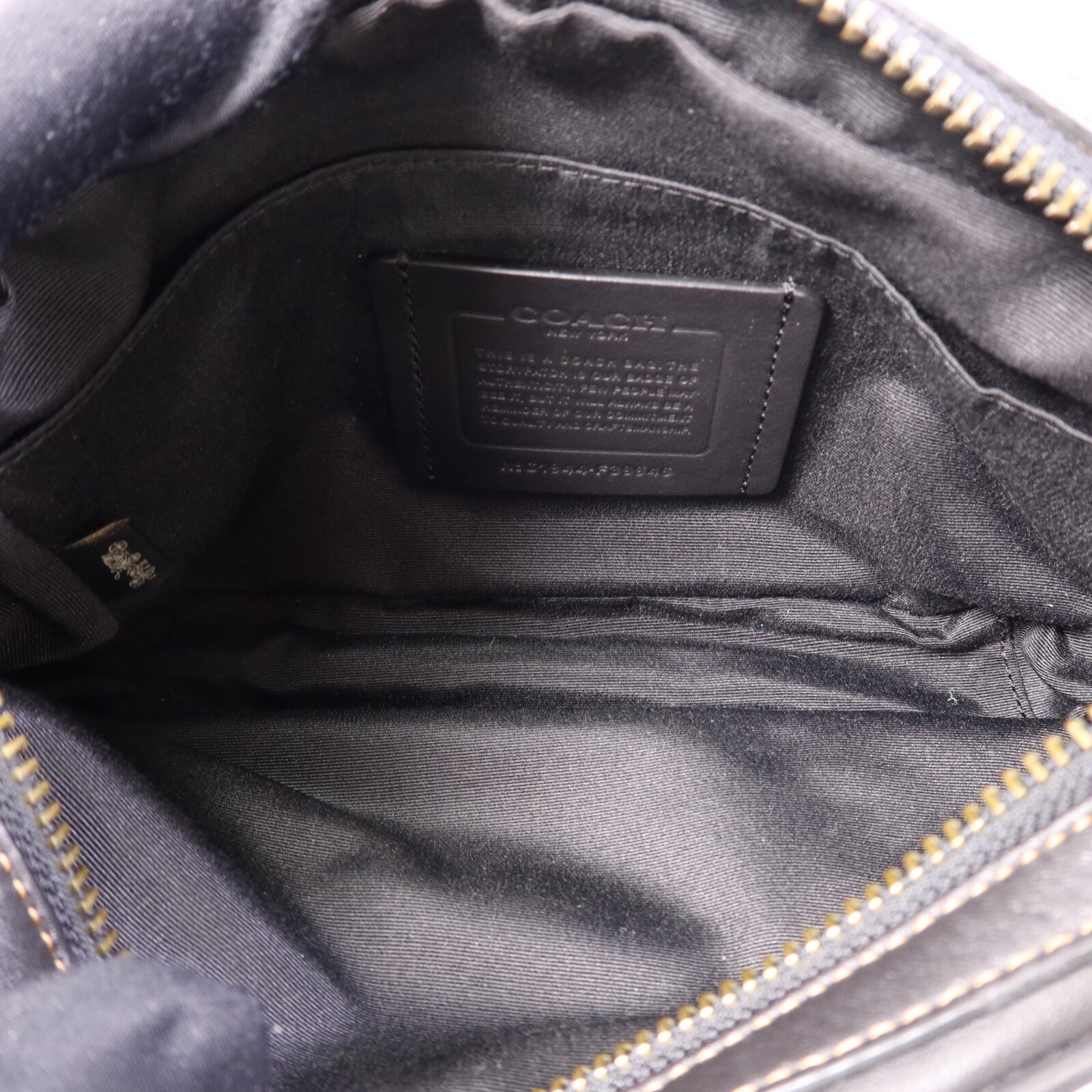 COACH 牛皮皮革Shoulder Bag銀扣肩背袋