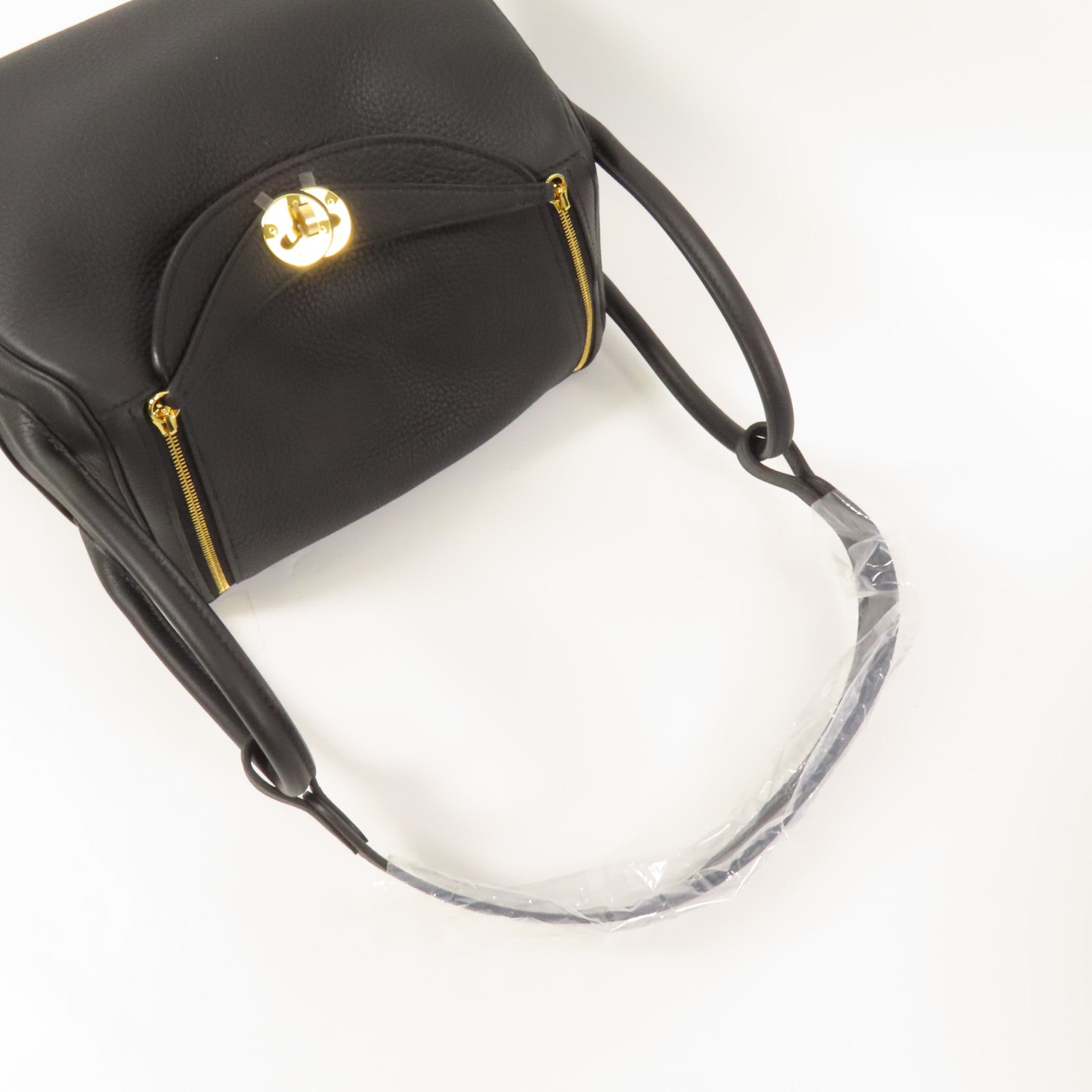 HERMES Clemence皮革Lindy 26金扣手挽肩背兩用袋Noir