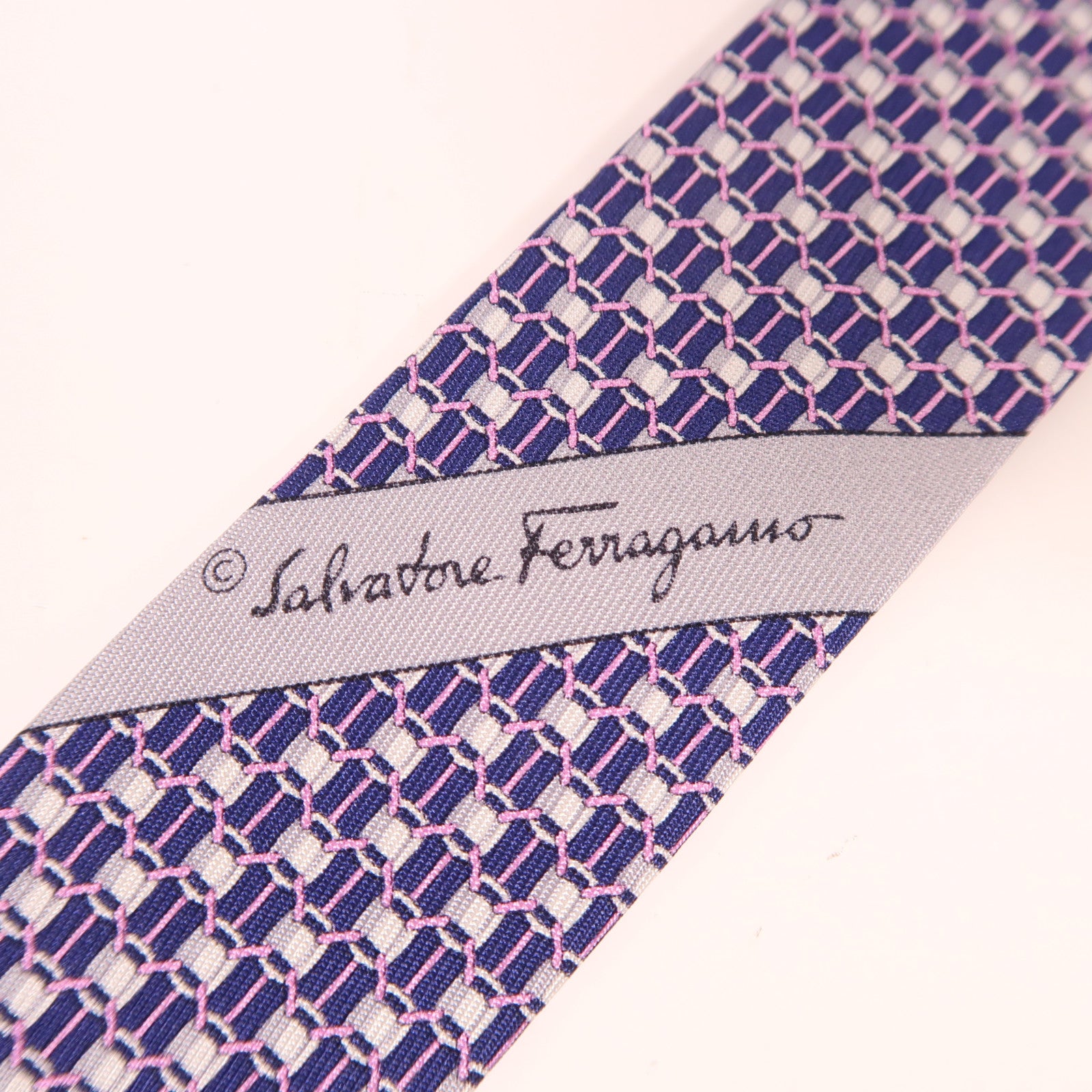 Salvatore Ferragamo 絲質Necktie領帶
