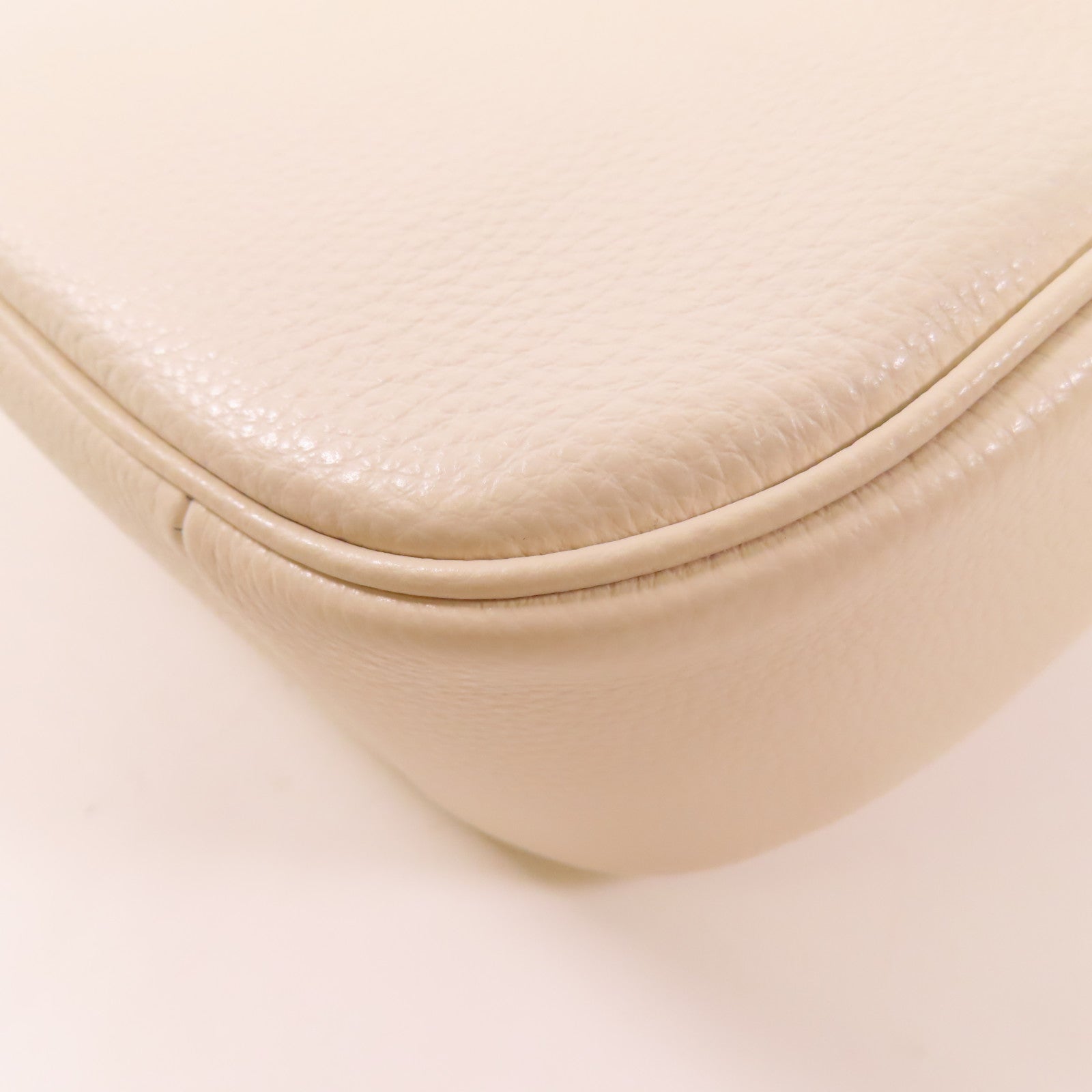 COACH GHW Shoulder Bag Calfskin Leather