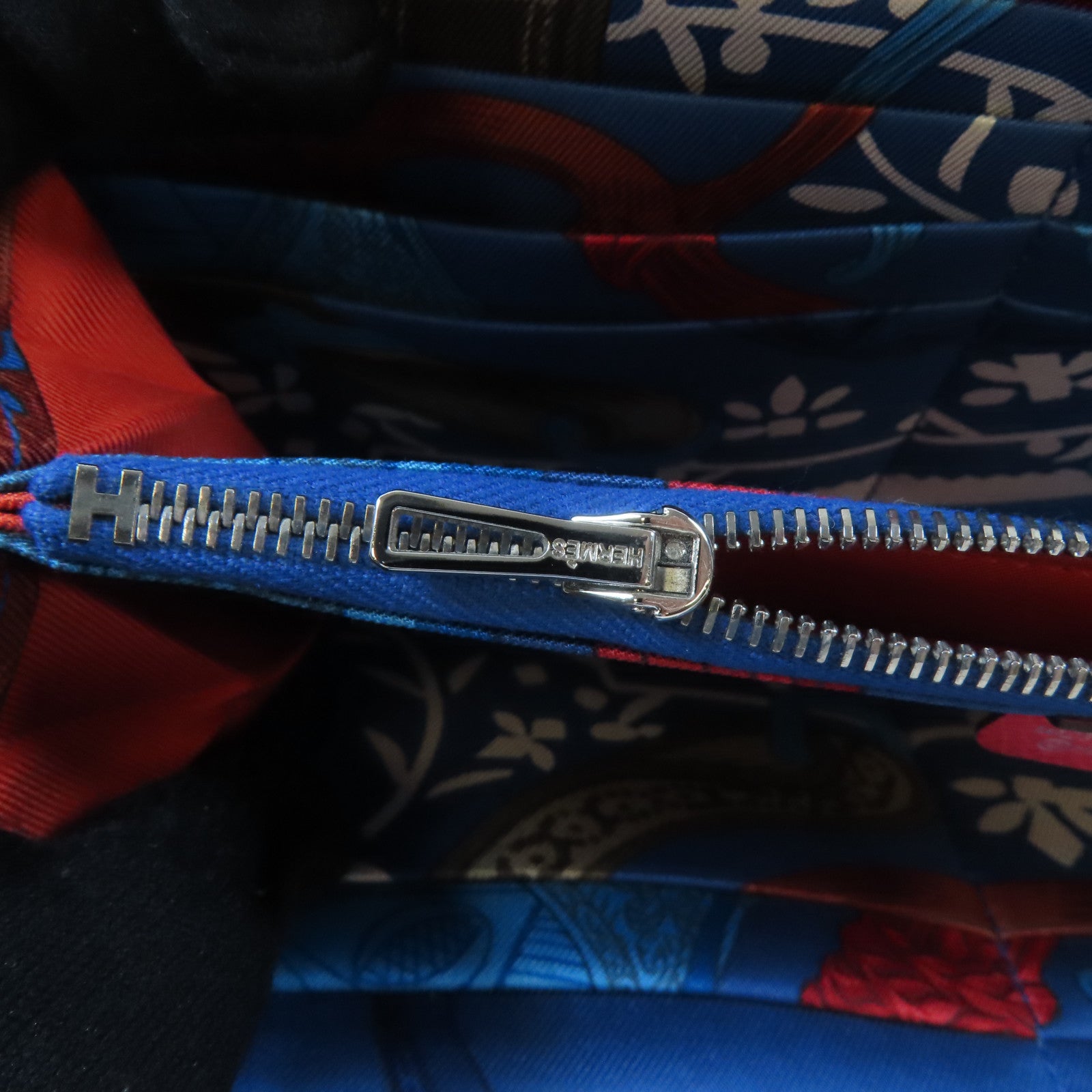 HERMES Epsom皮革Silk In Wallet銀扣長錢包Rose Texas/粉紅色