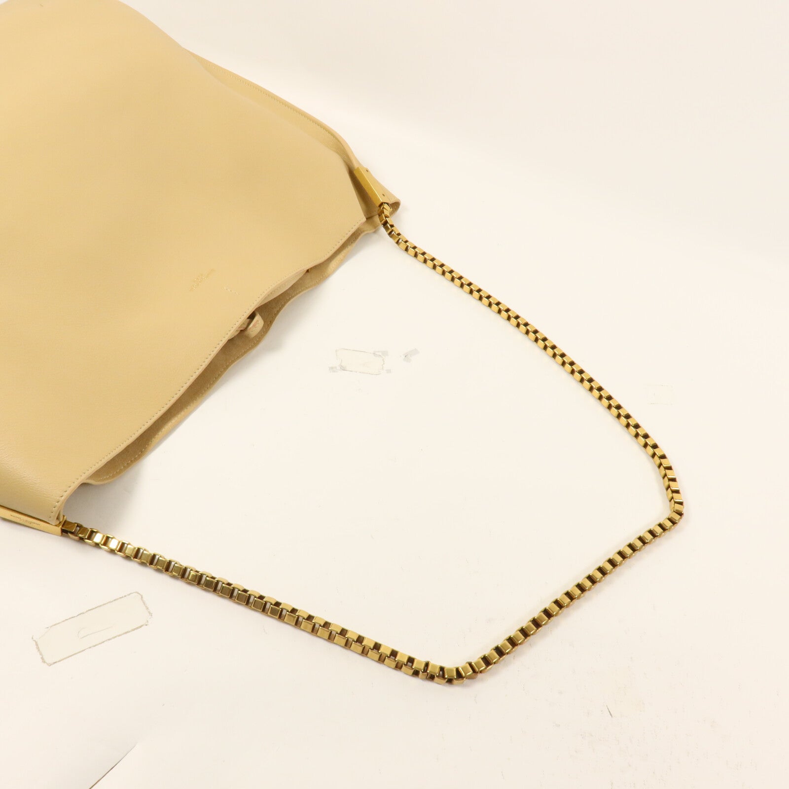 SAINT LAURENT 牛皮皮革Suzanne Hobo鏈帶肩背袋