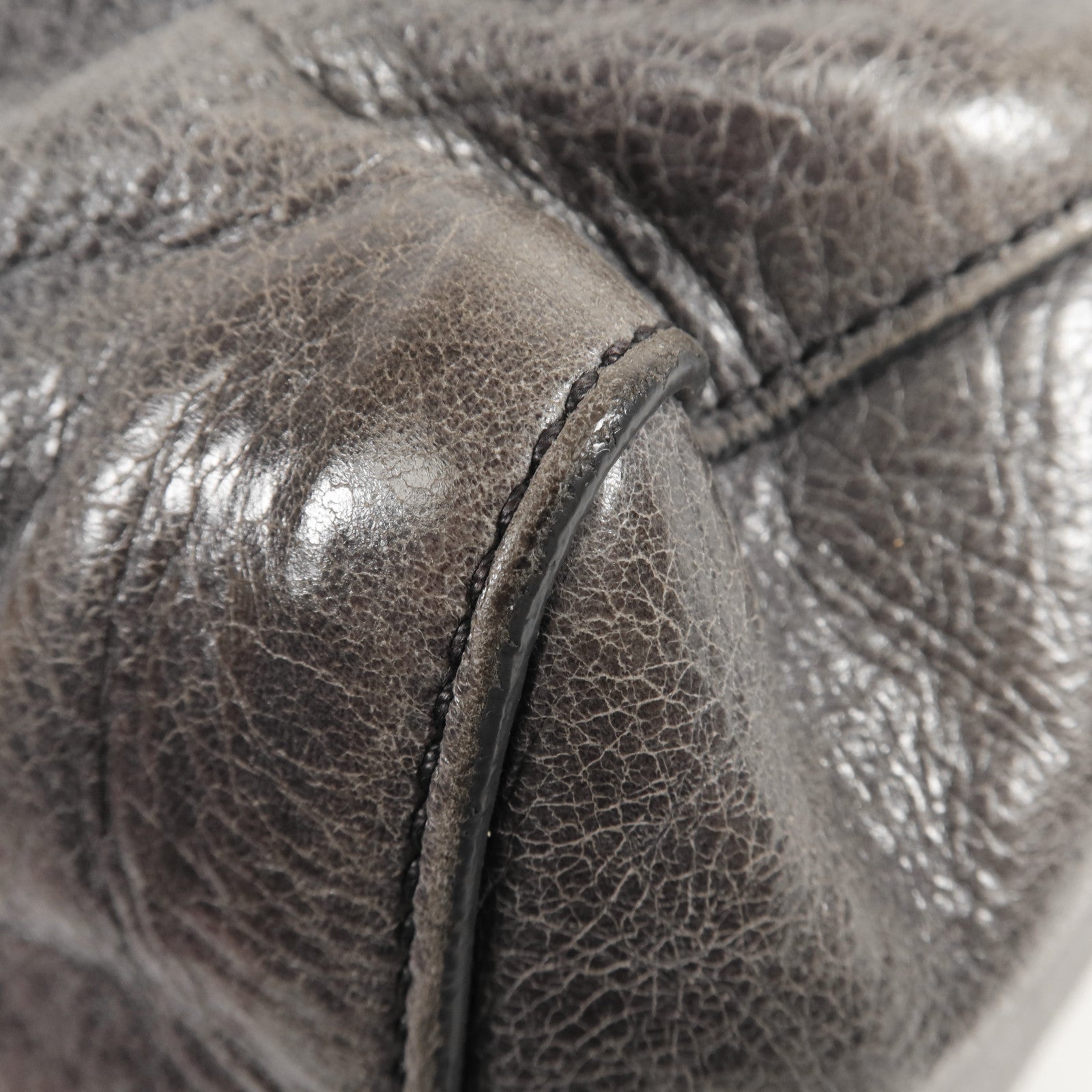 Miu Miu 牛皮皮革Shoulder Bag金扣手挽肩背兩用袋