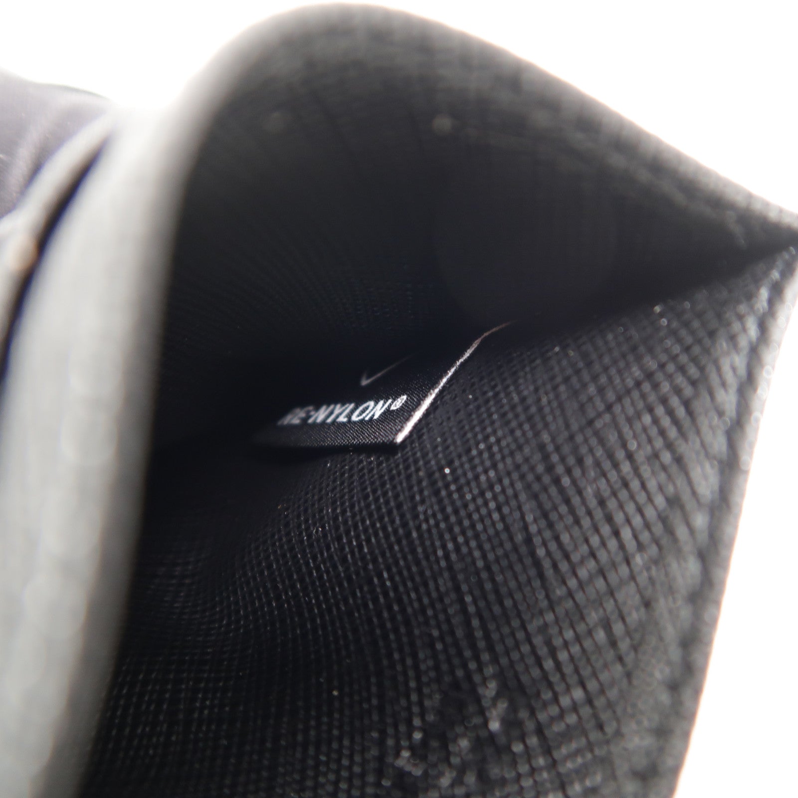 PRADA 尼龍/皮革Re-Nylon & Saffiano Leather Card Holder卡片套