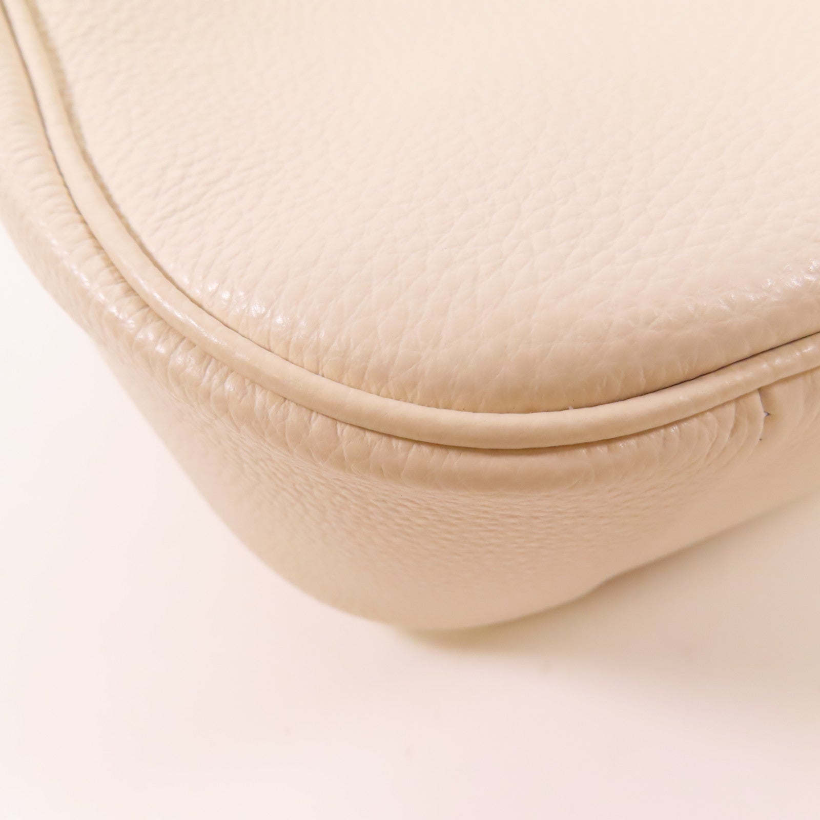 COACH GHW Shoulder Bag Calfskin Leather