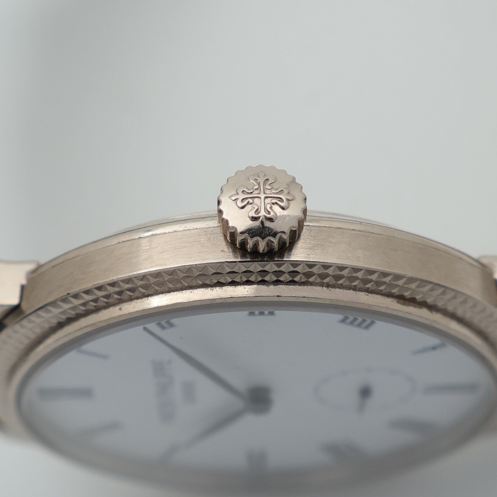 PATEK PHILIPPE Calatrava 7119G-010