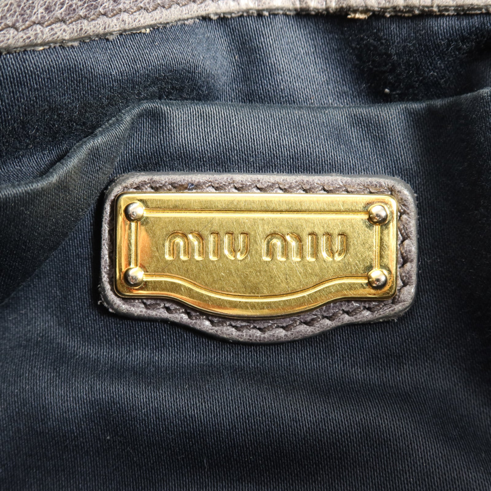 Miu Miu 牛皮皮革Shoulder Bag金扣手挽肩背兩用袋
