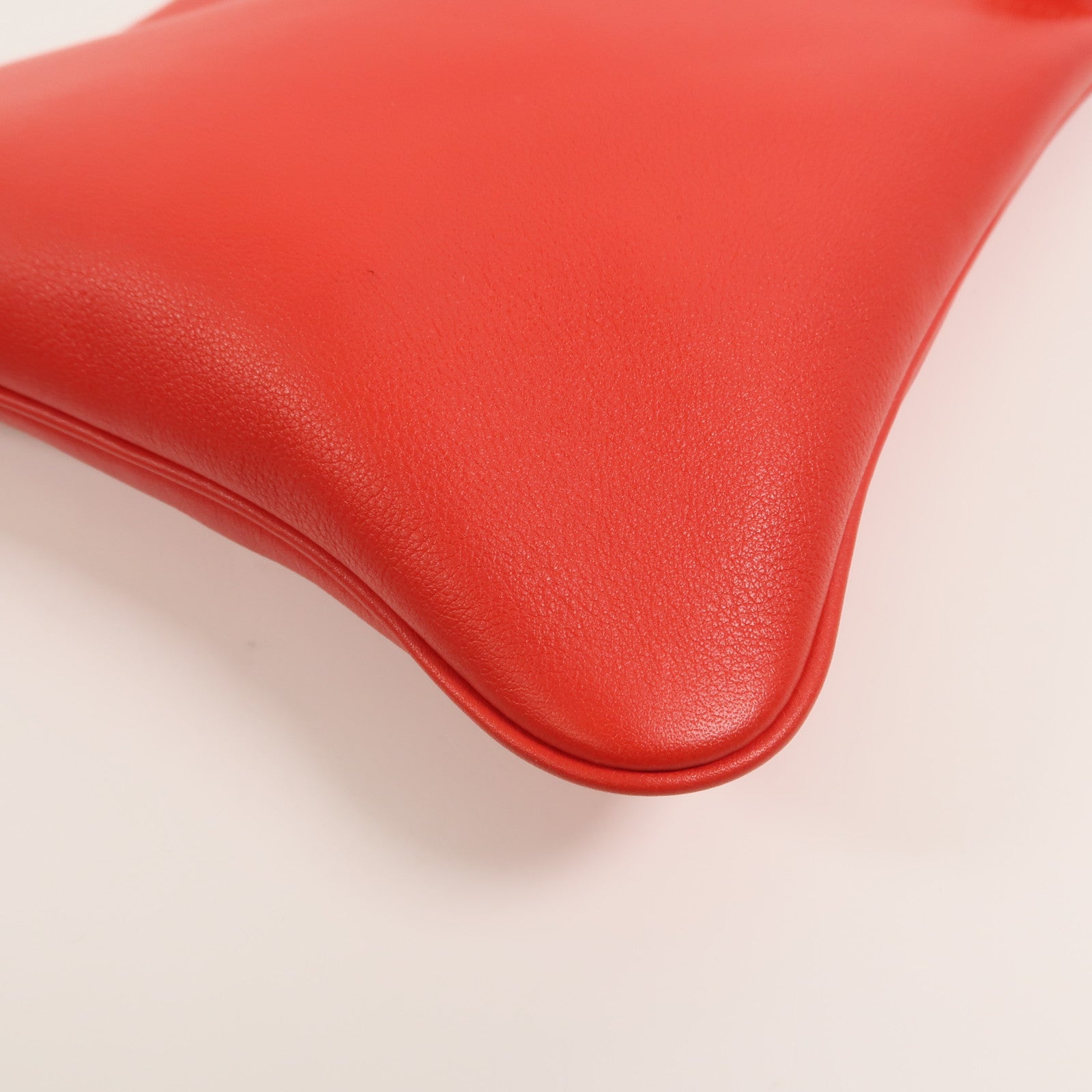 HERMES Swift皮革Aline Mini肩背袋Rouge de Coeur