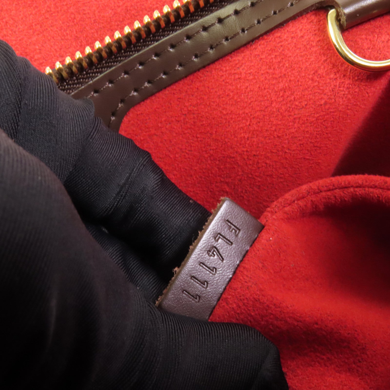 LOUIS VUITTON Damier Bergamo MM金扣手挽袋