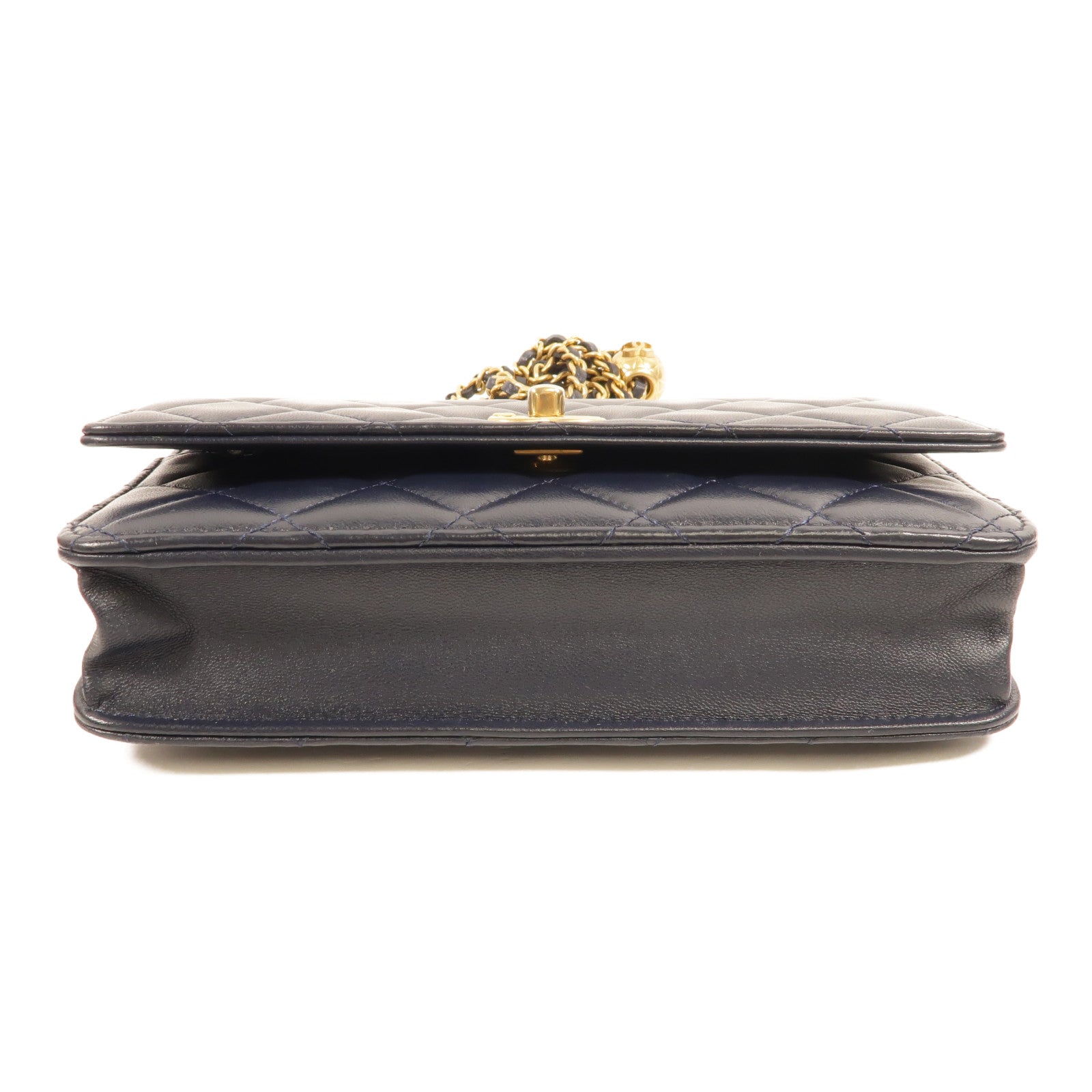CHANEL 羊皮皮革WOC Wallet On Chain Gold Ball鏈帶肩背袋
