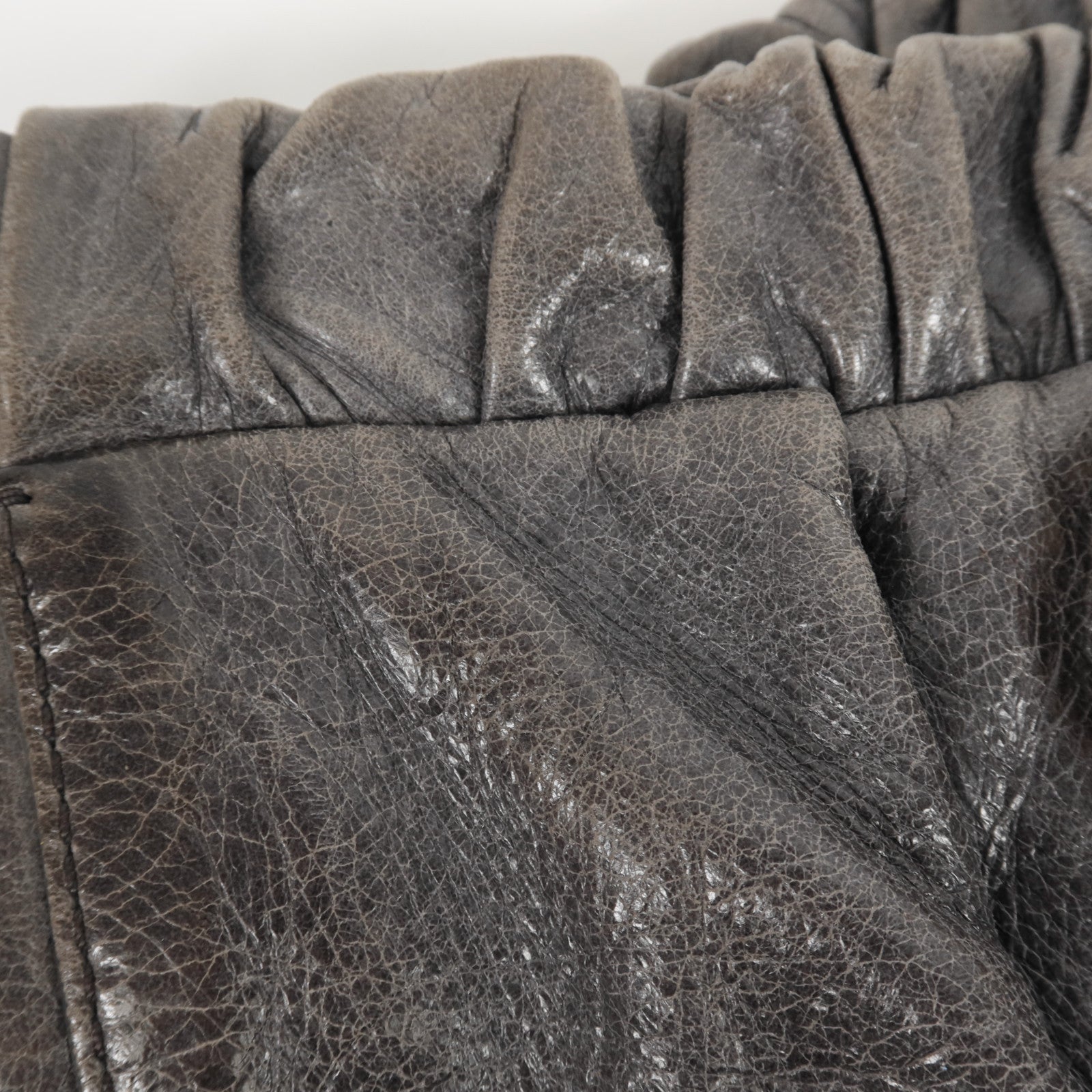 Miu Miu 牛皮皮革Shoulder Bag金扣手挽肩背兩用袋