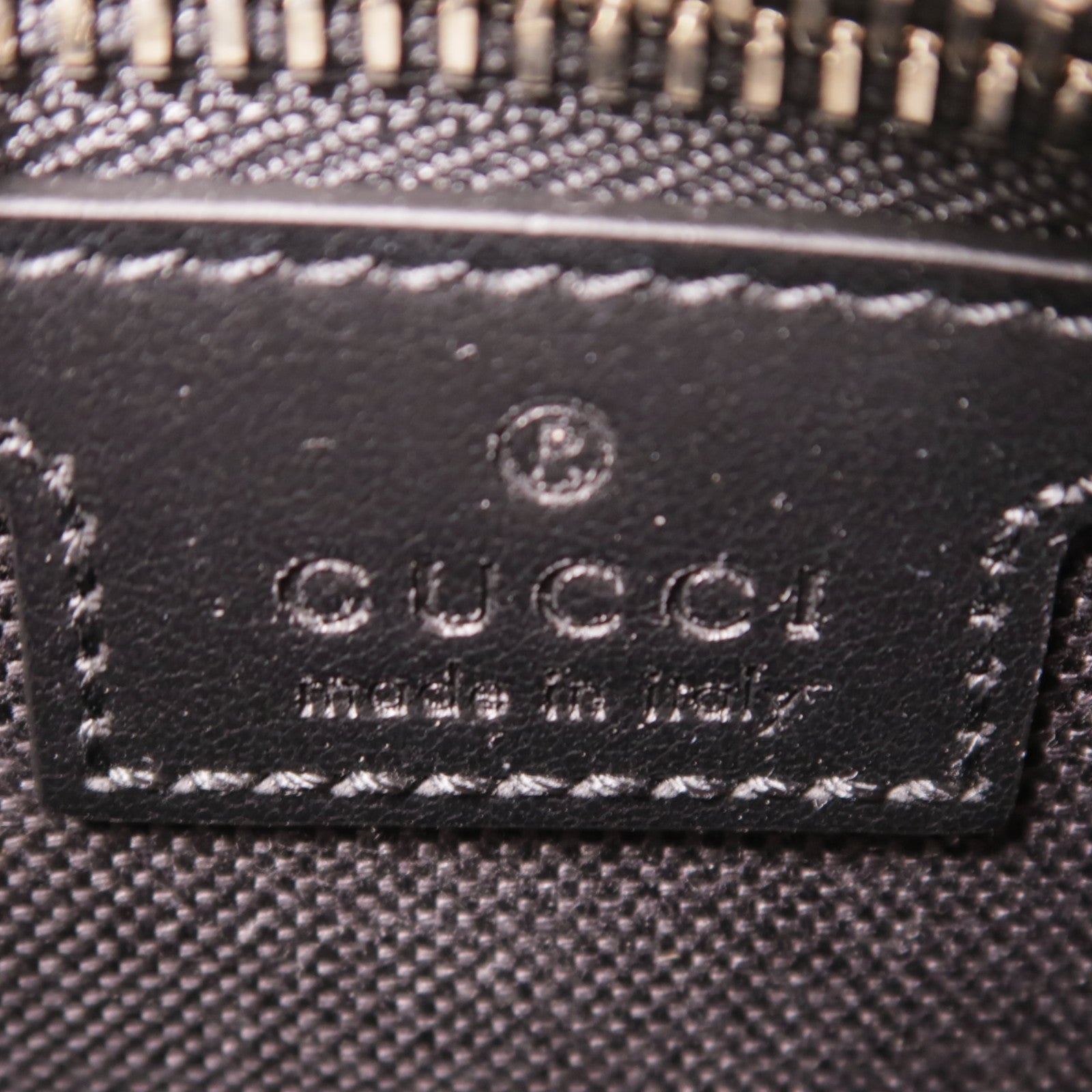 GUCCI 【激減優惠】皮革Jumbo GG Mini銀扣肩背袋