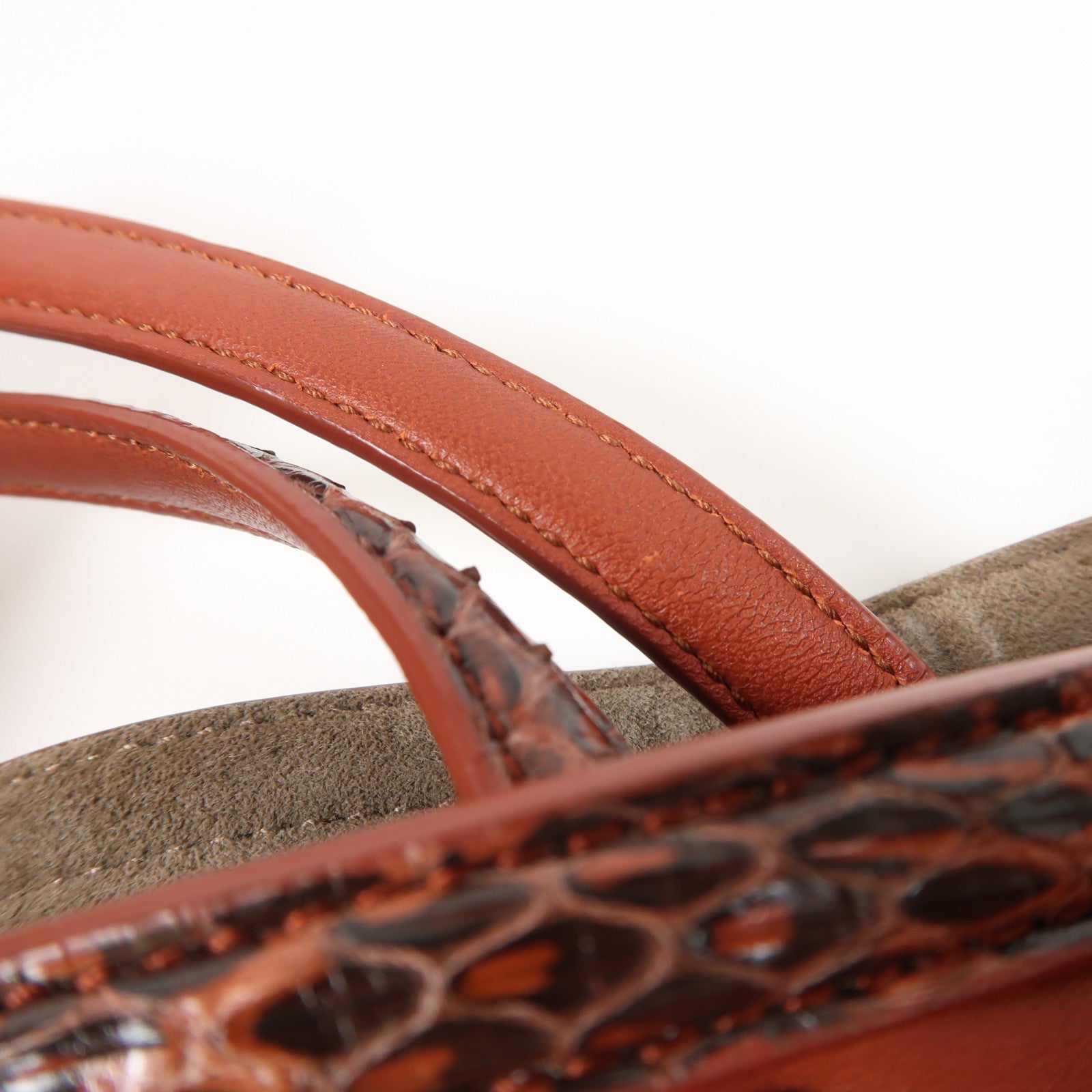 BOTTEGA VENETA 牛皮皮革Tote Bag手挽袋紅色