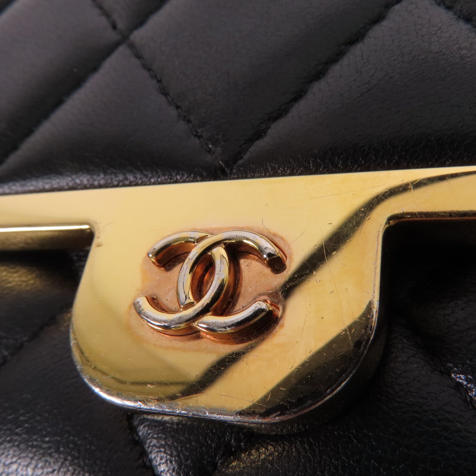 CHANEL 羊皮皮革Wallet On Chain金扣肩背袋