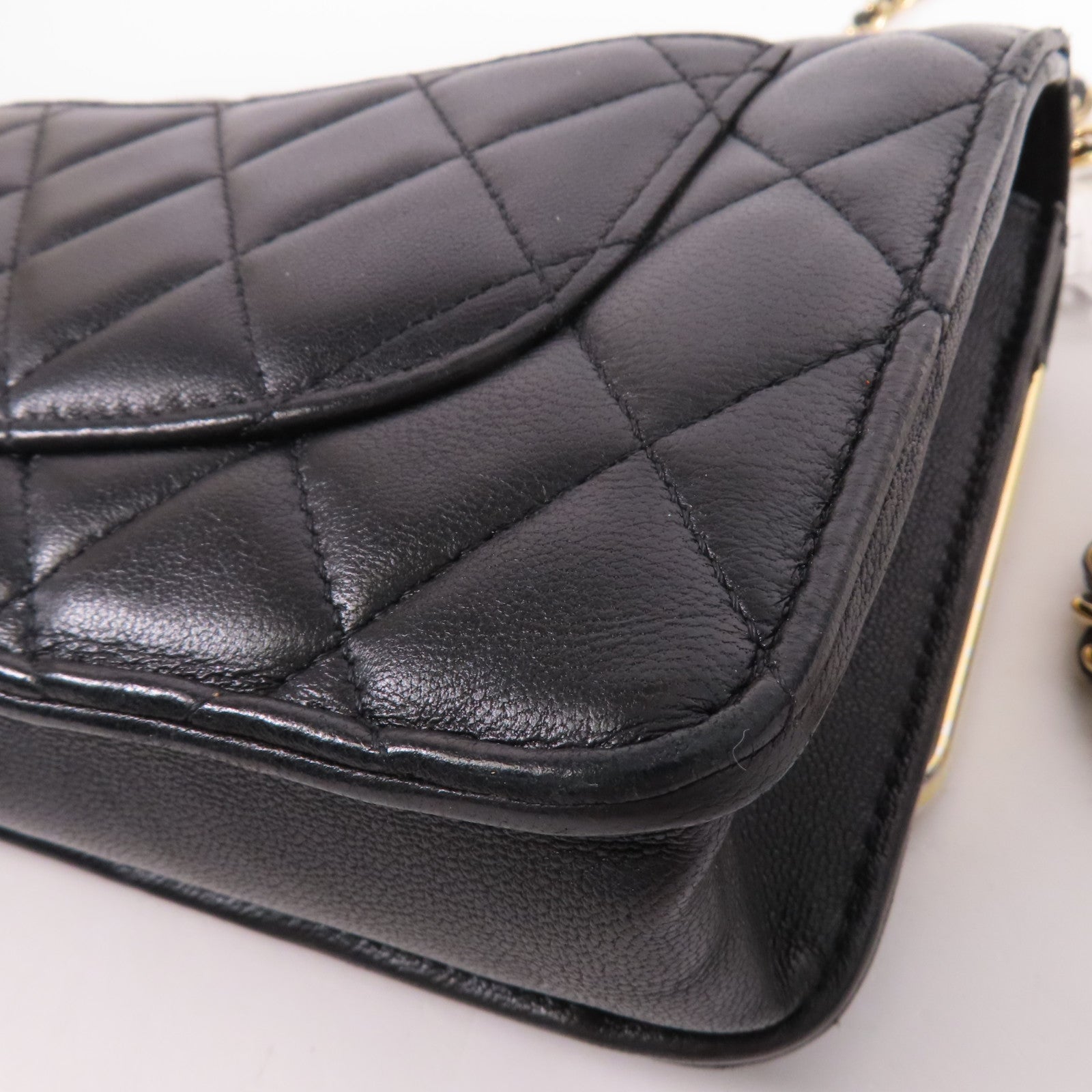 CHANEL 羊皮皮革Wallet On Chain金扣肩背袋