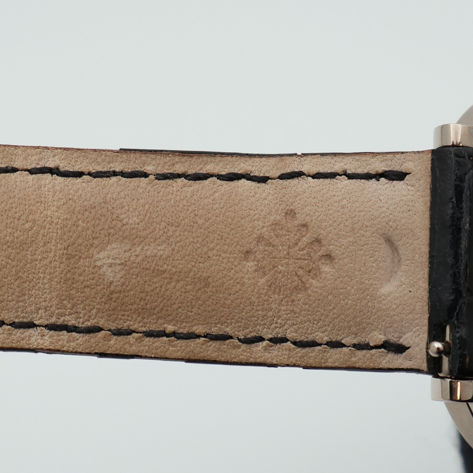 PATEK PHILIPPE Calatrava 7119G-010