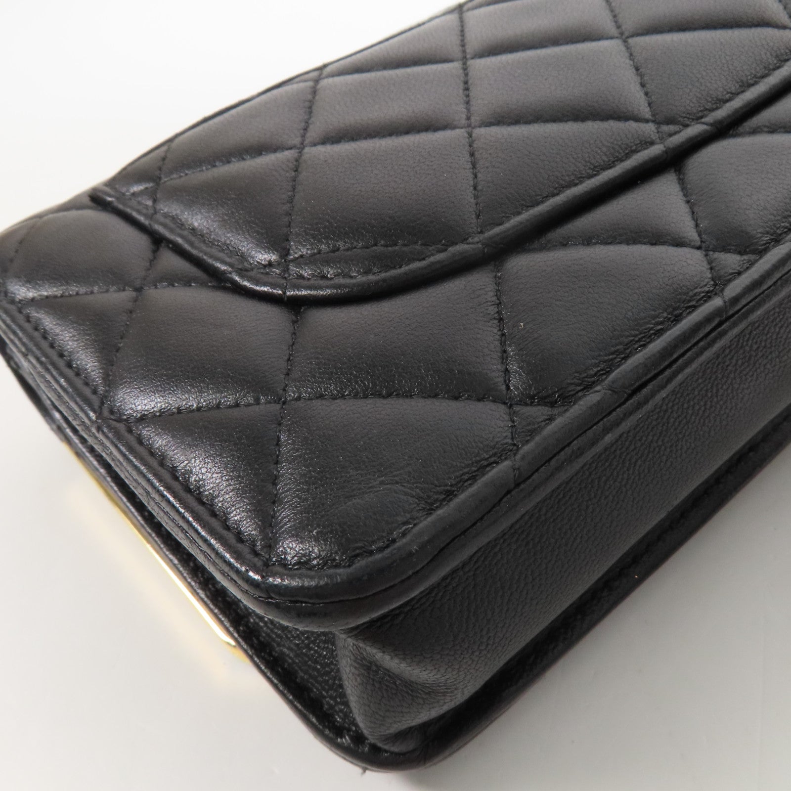 CHANEL 羊皮皮革Wallet On Chain金扣肩背袋