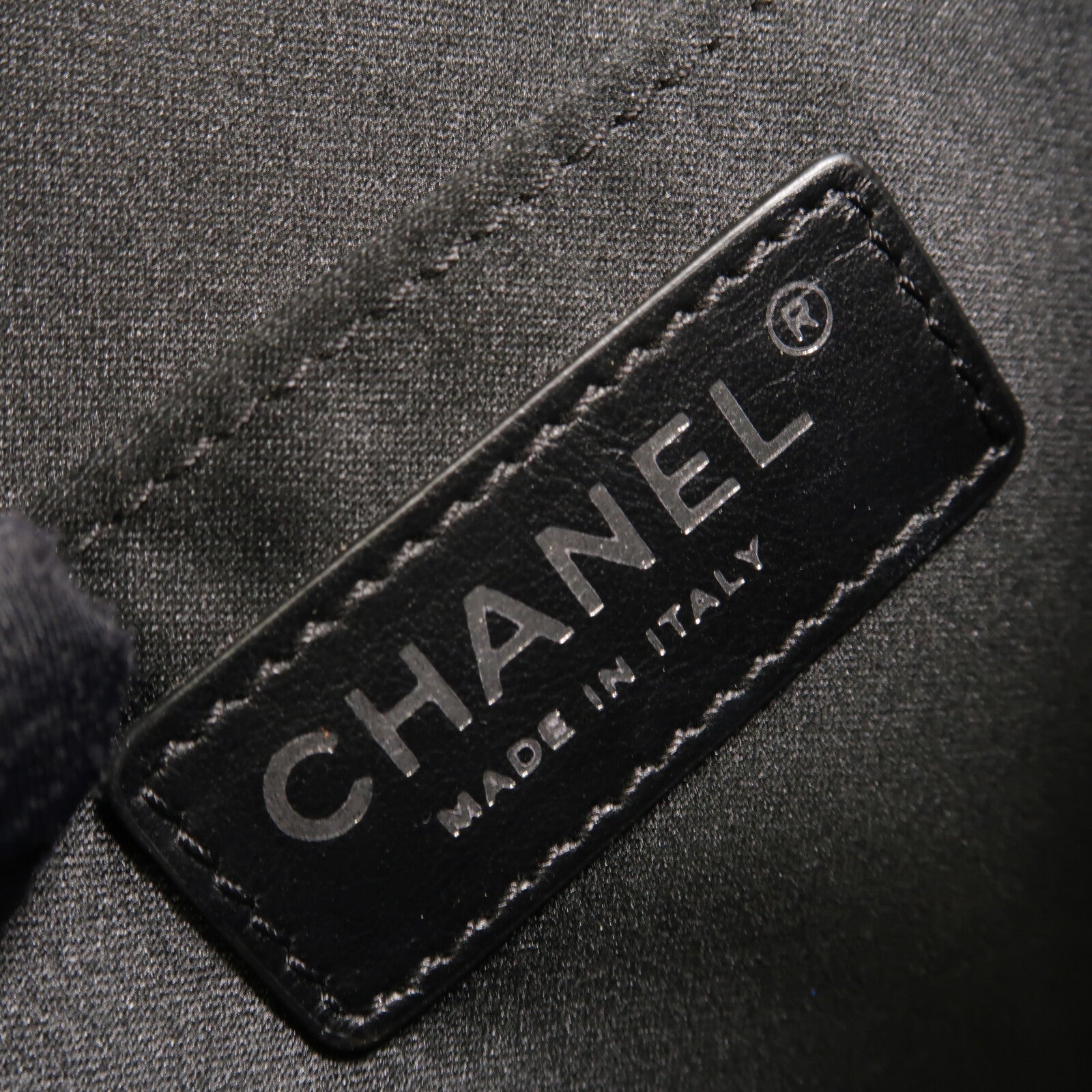 CHANEL 漆皮皮革Chain Shoulder鏈帶肩背袋