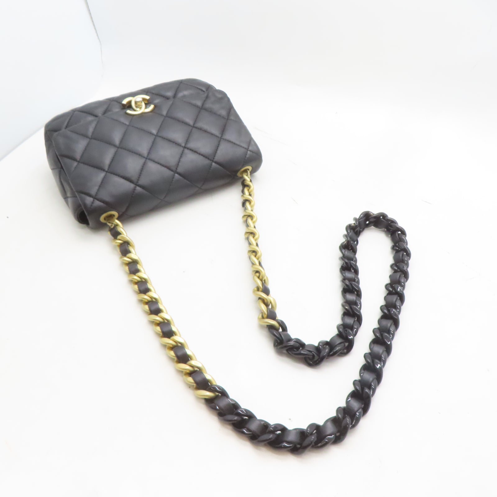 CHANEL **【激減優惠】菱格牛皮皮革Chain Shoulder金扣鏈帶肩背袋黑色