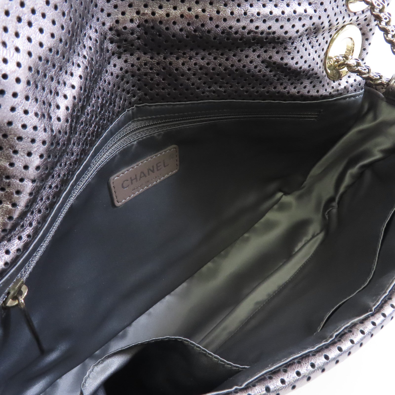 CHANEL 【激減優惠】牛皮皮革Chain Shoulder金銀扣鏈帶肩背袋銀色