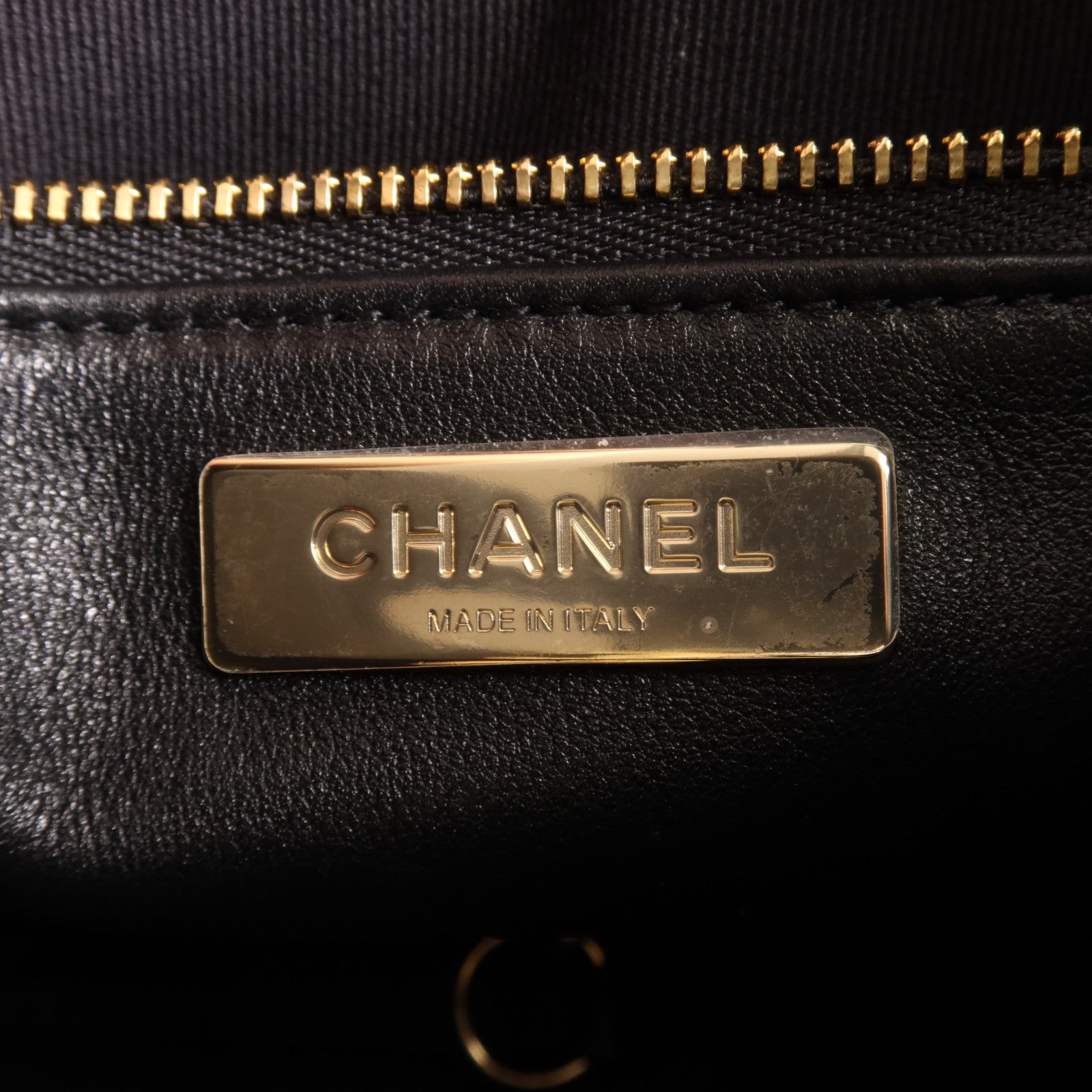 CHANEL 漆皮皮革Chanel 31 Mini金扣手挽肩背兩用袋