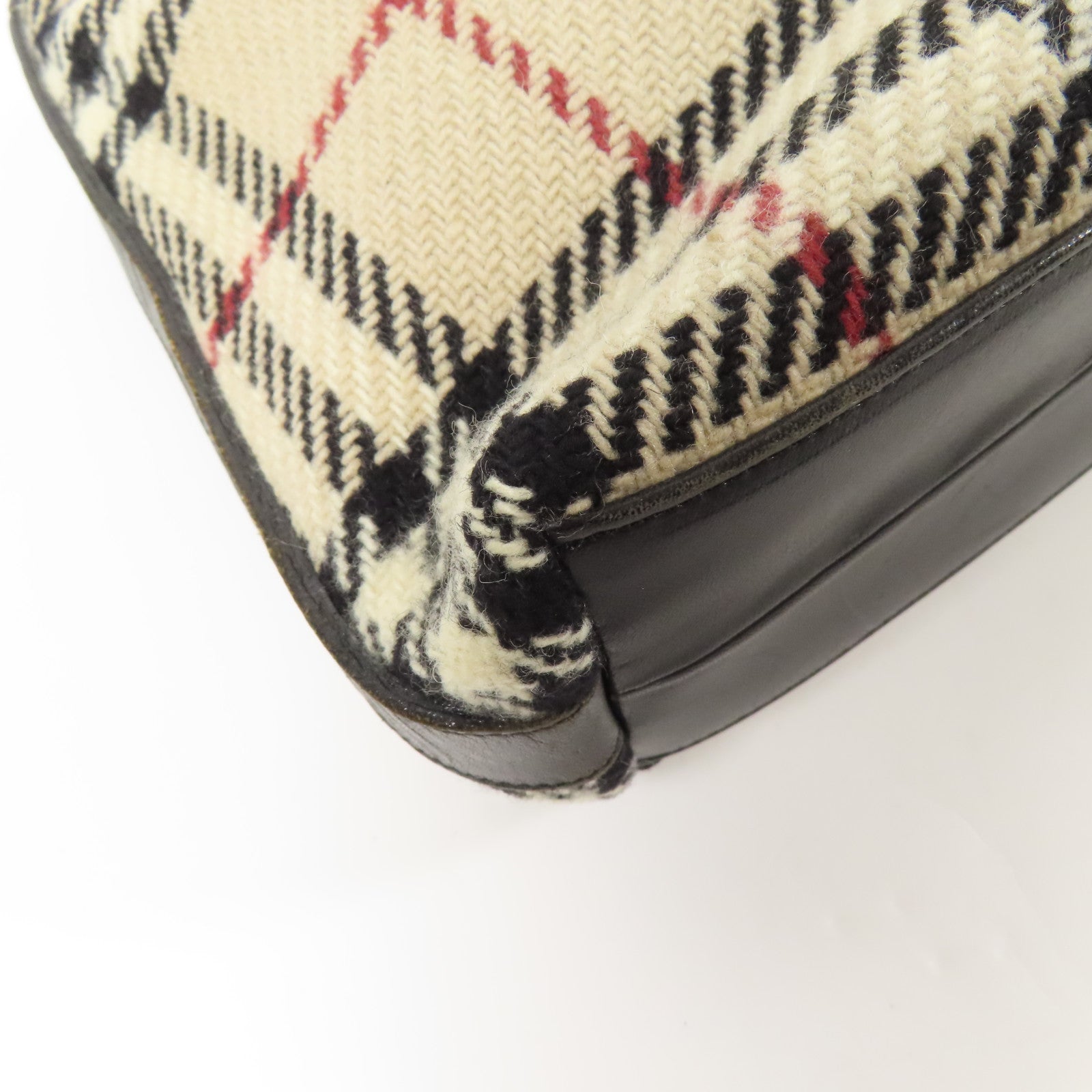 BURBERRY 羊絨Shoulder Bag銀扣肩背袋