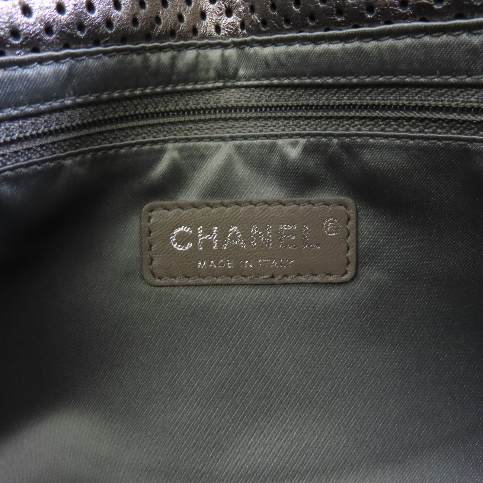 CHANEL 【激減優惠】牛皮皮革Chain Shoulder金銀扣鏈帶肩背袋銀色