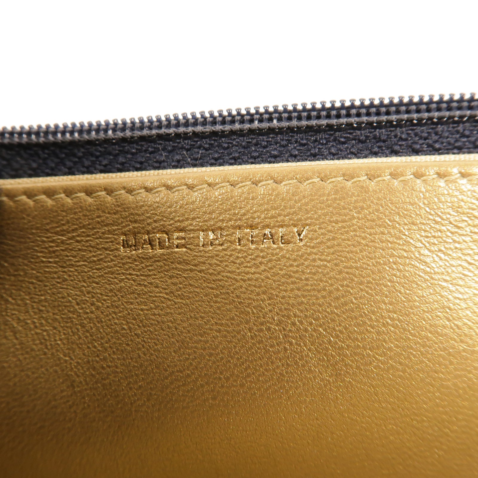 CHANEL 羊皮皮革WOC Wallet On Chain Gold Ball鏈帶肩背袋