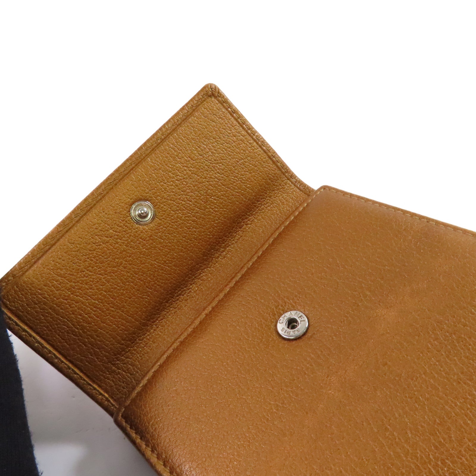 CHANEL 牛皮皮革Short Wallet銀扣短錢包金啡色
