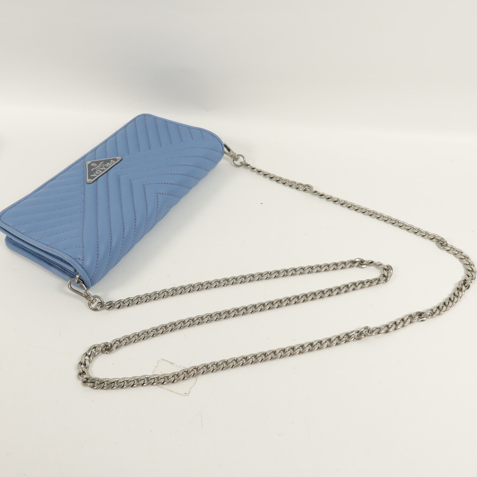 PRADA 羊皮皮革Wallet on Chain鏈帶肩背袋
