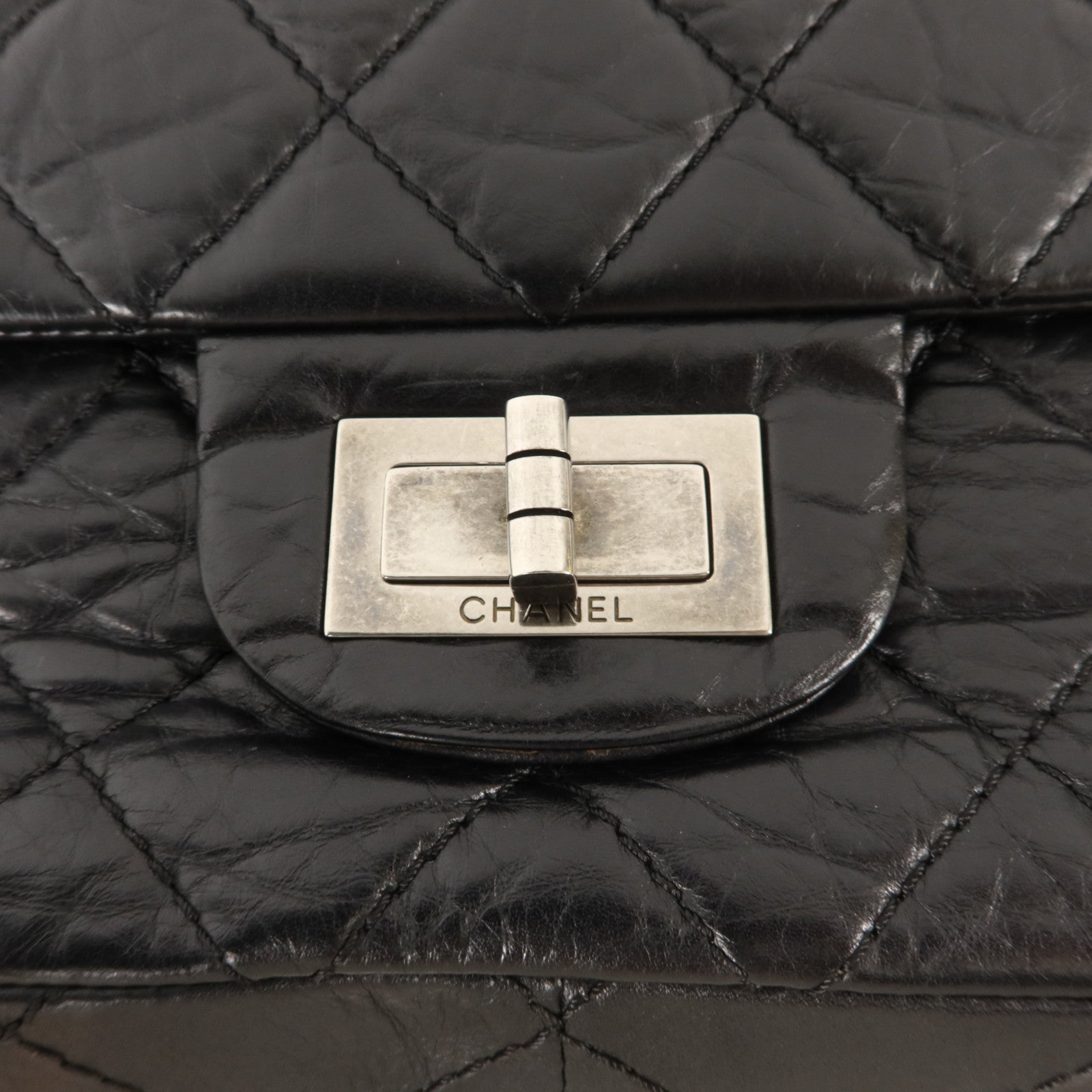 CHANEL 牛皮皮革2.55 Maxi鏈帶肩背袋