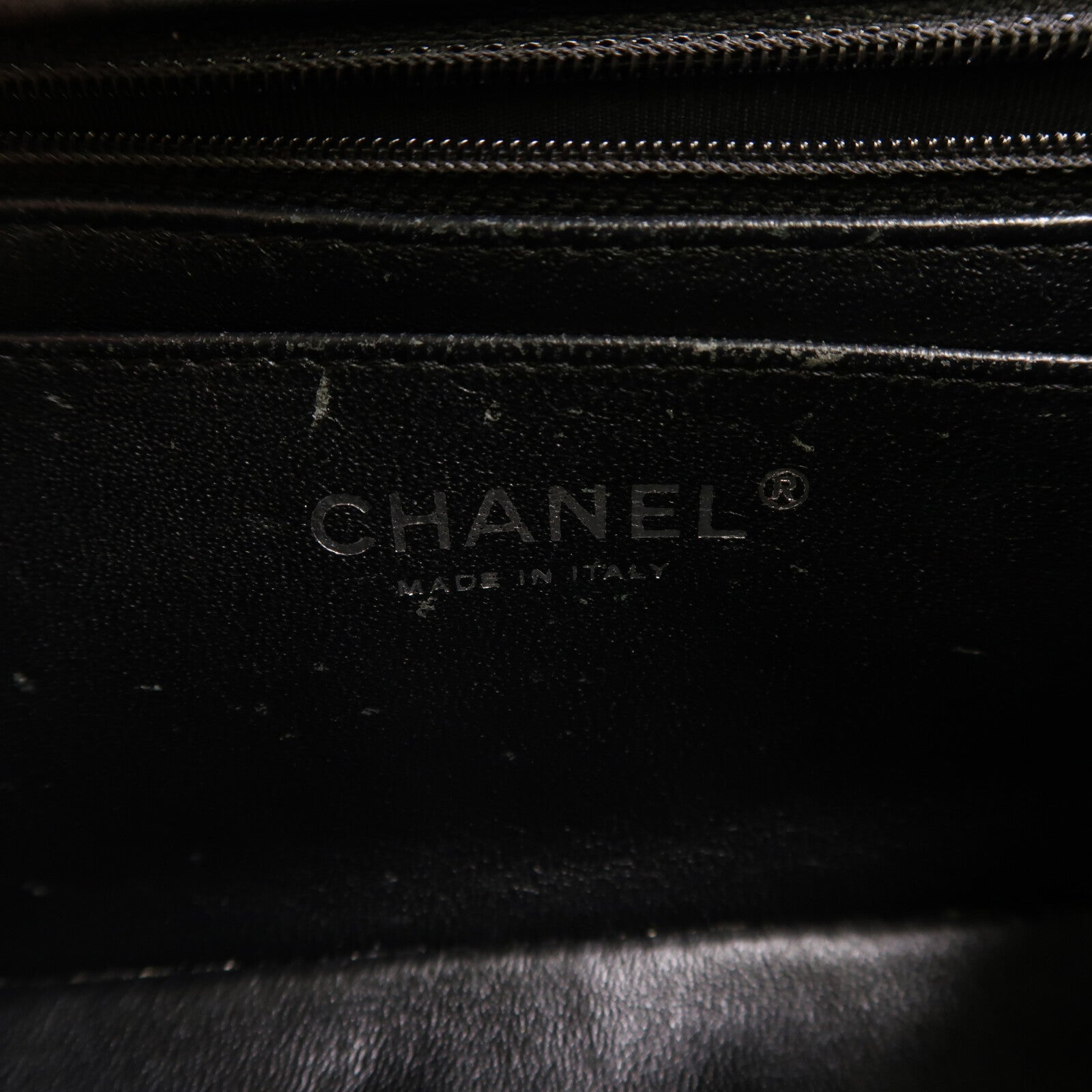CHANEL 漆皮皮革Mini Classic 20銀扣鏈帶肩背袋
