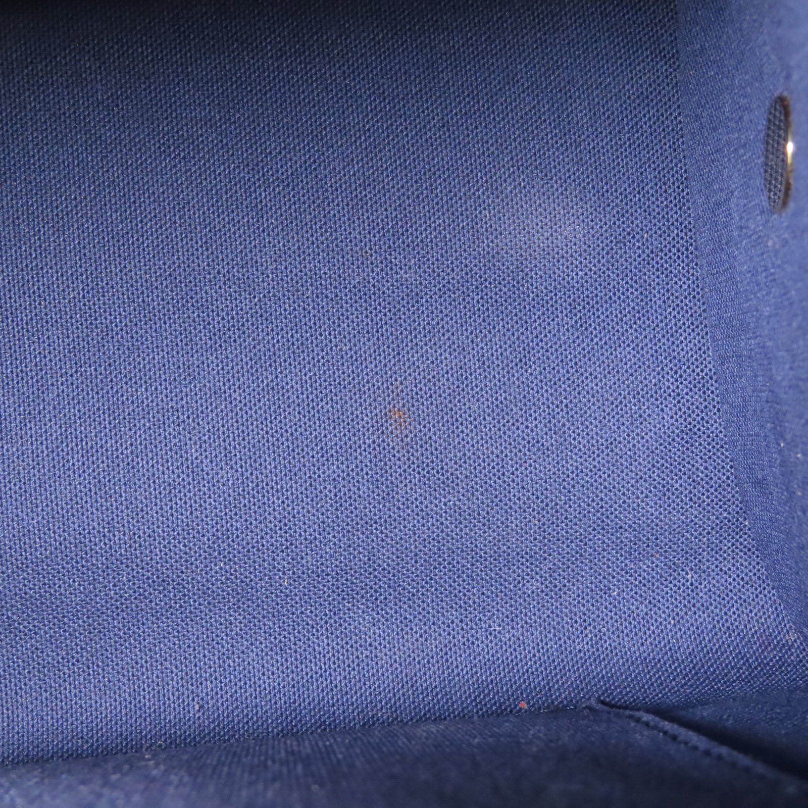 LOUIS VUITTON 【激減優惠】Epi Veneau MM金扣手挽袋