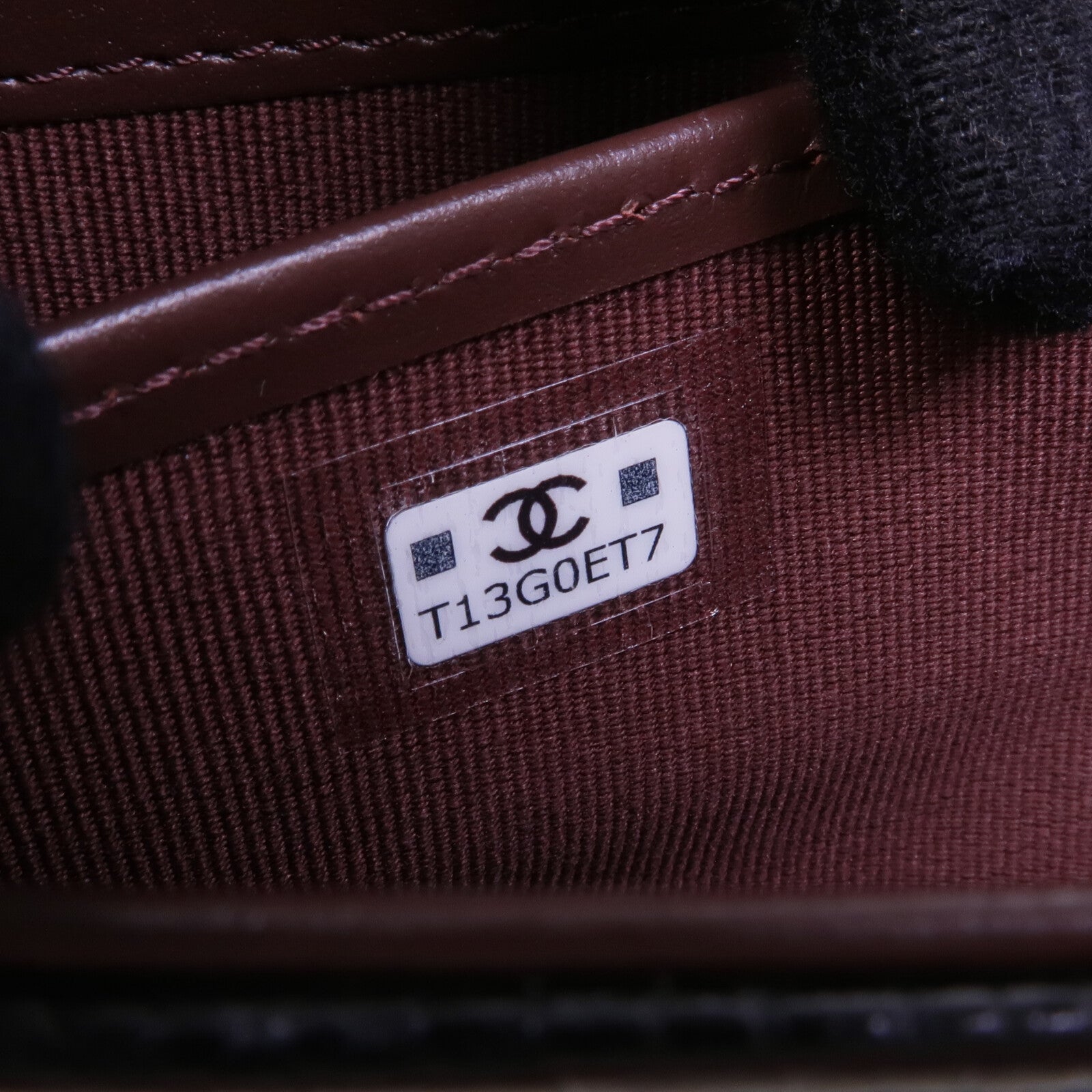 CHANEL 牛皮皮革Long Wallet金扣長錢包