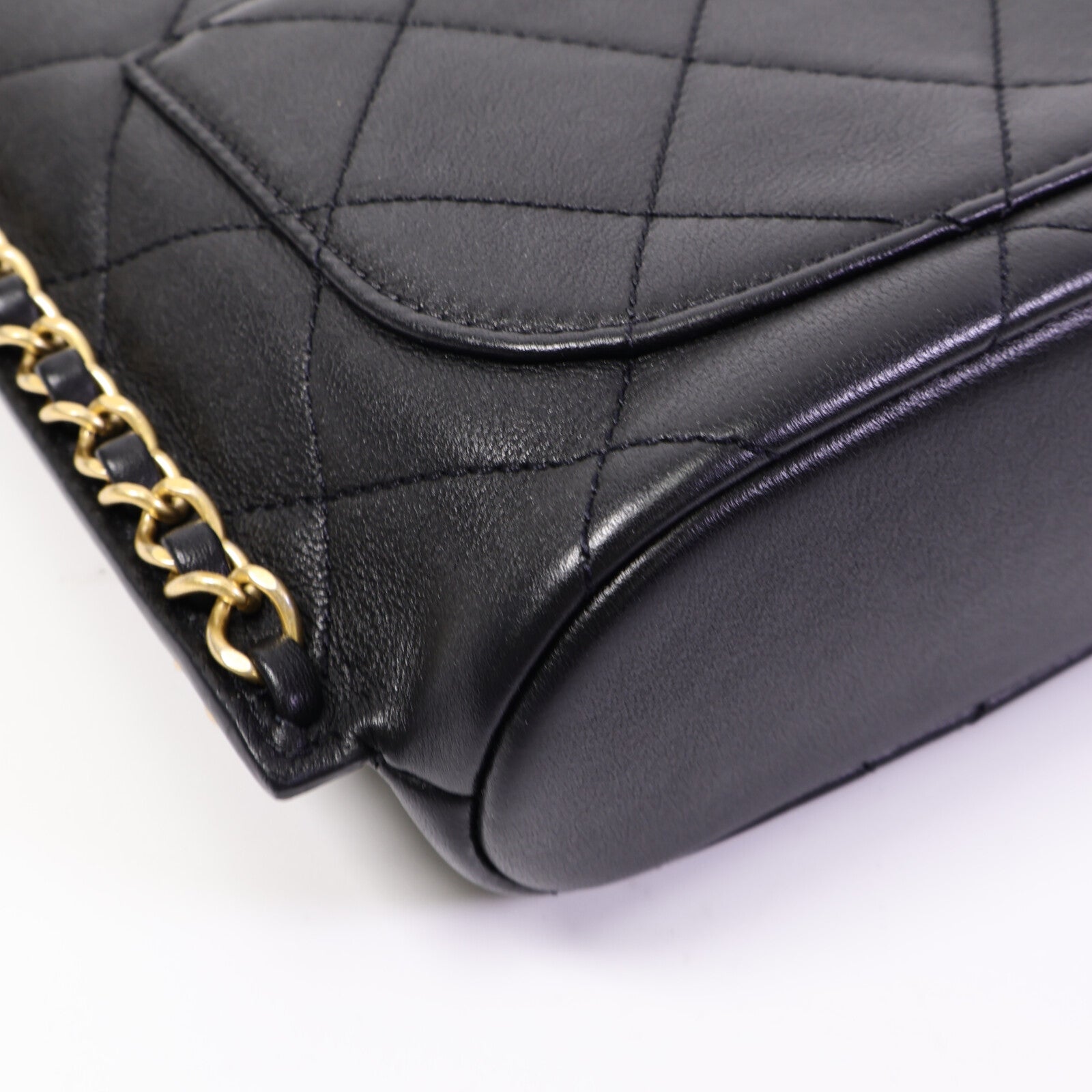 CHANEL 牛皮皮革Chain Shoulder Bag鏈帶肩背袋