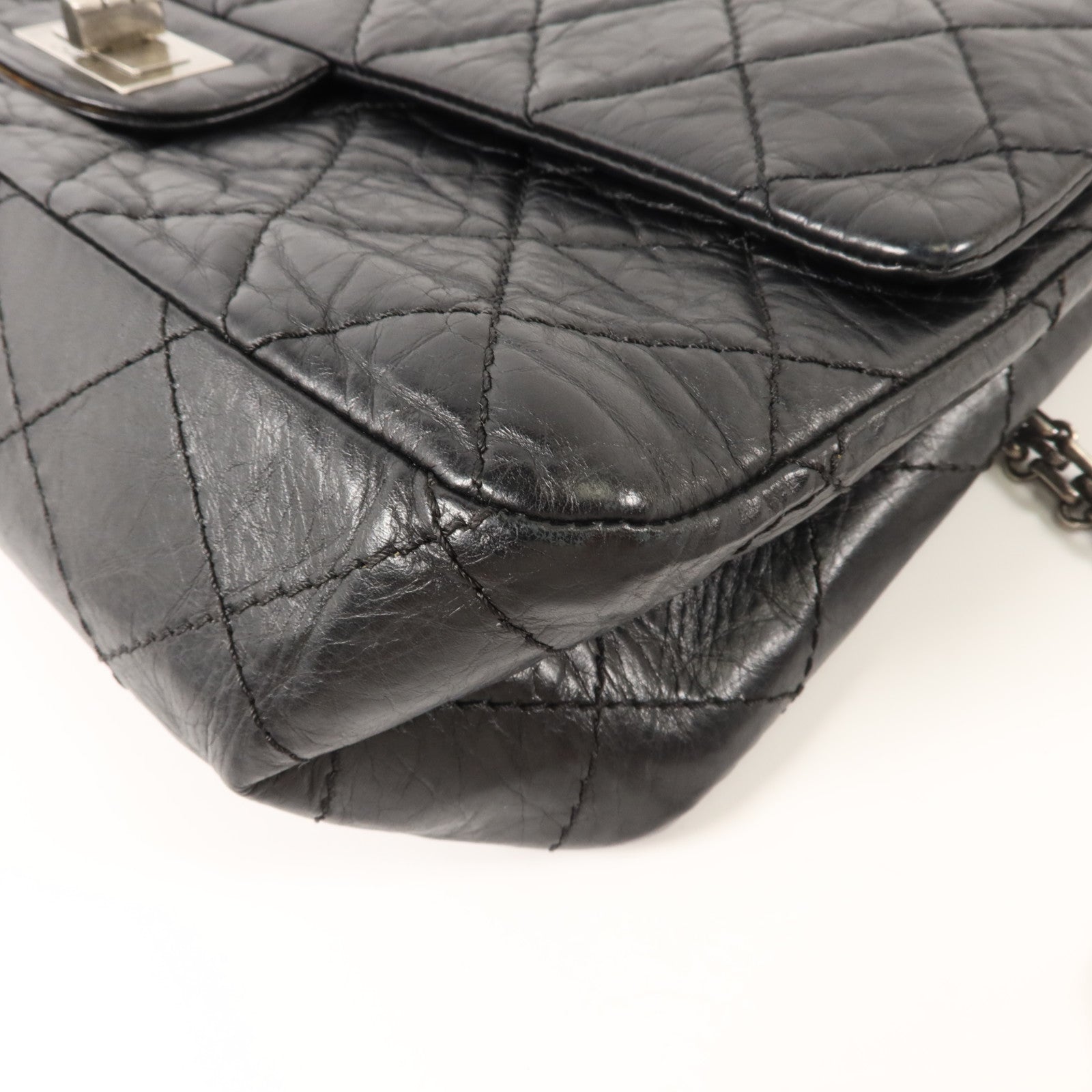 CHANEL 牛皮皮革2.55 Maxi鏈帶肩背袋