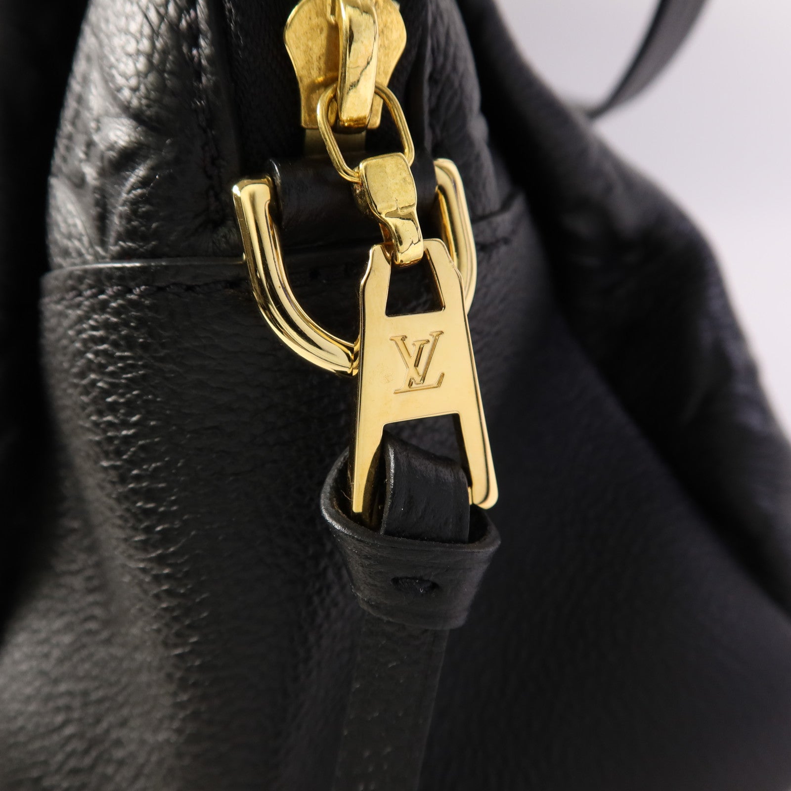 LOUIS VUITTON Monogram Empreinte Ponthieu PM金扣手挽肩背兩用袋