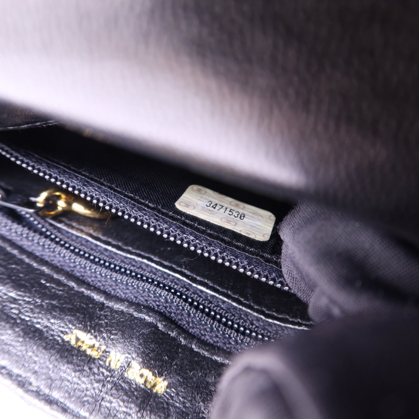CHANEL 羊皮皮革Waist Bag金扣腰包